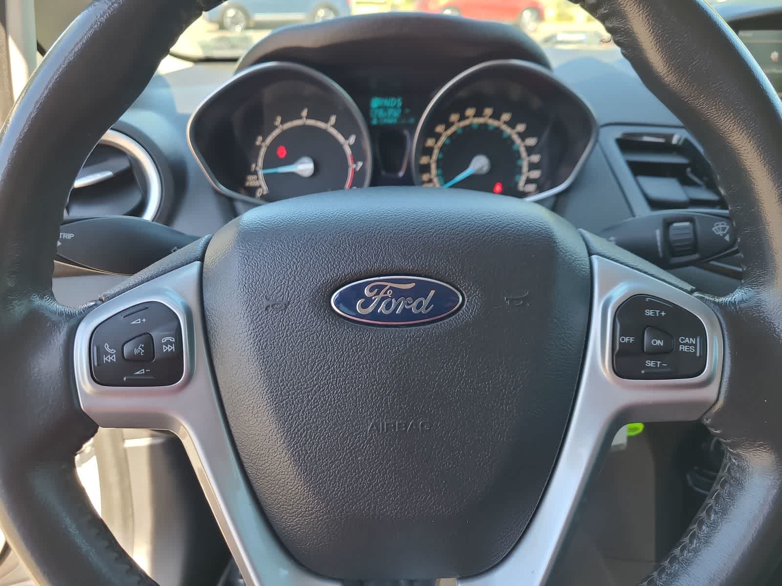Thumbnail: 2014 Ford Fiesta - 23