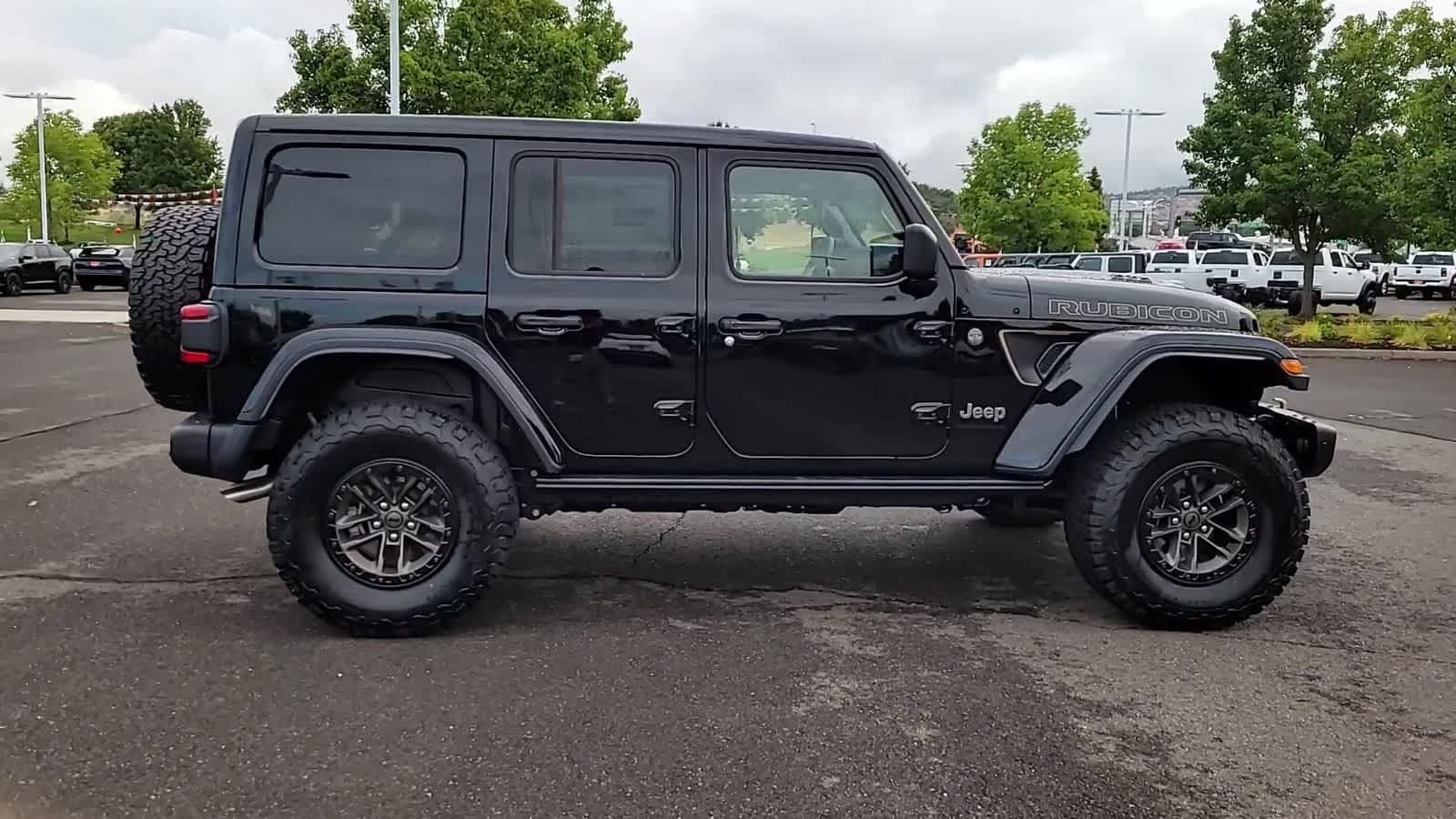 Thumbnail: 2025 Jeep Wrangler - 9