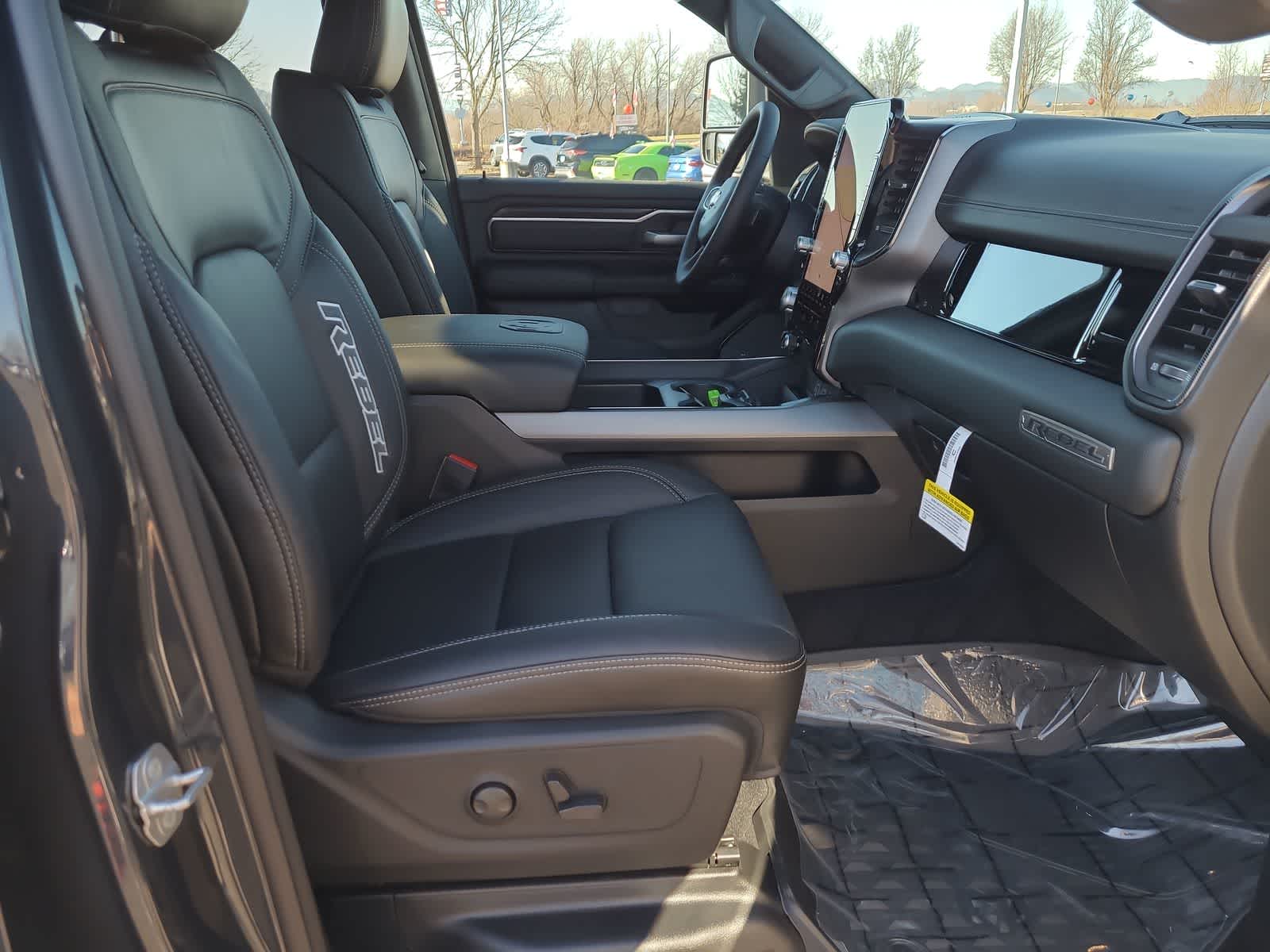 Thumbnail: 2026 RAM 1500 - 22