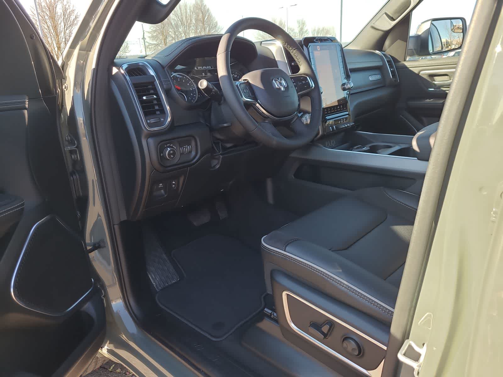 Thumbnail: 2026 RAM 1500 - 10