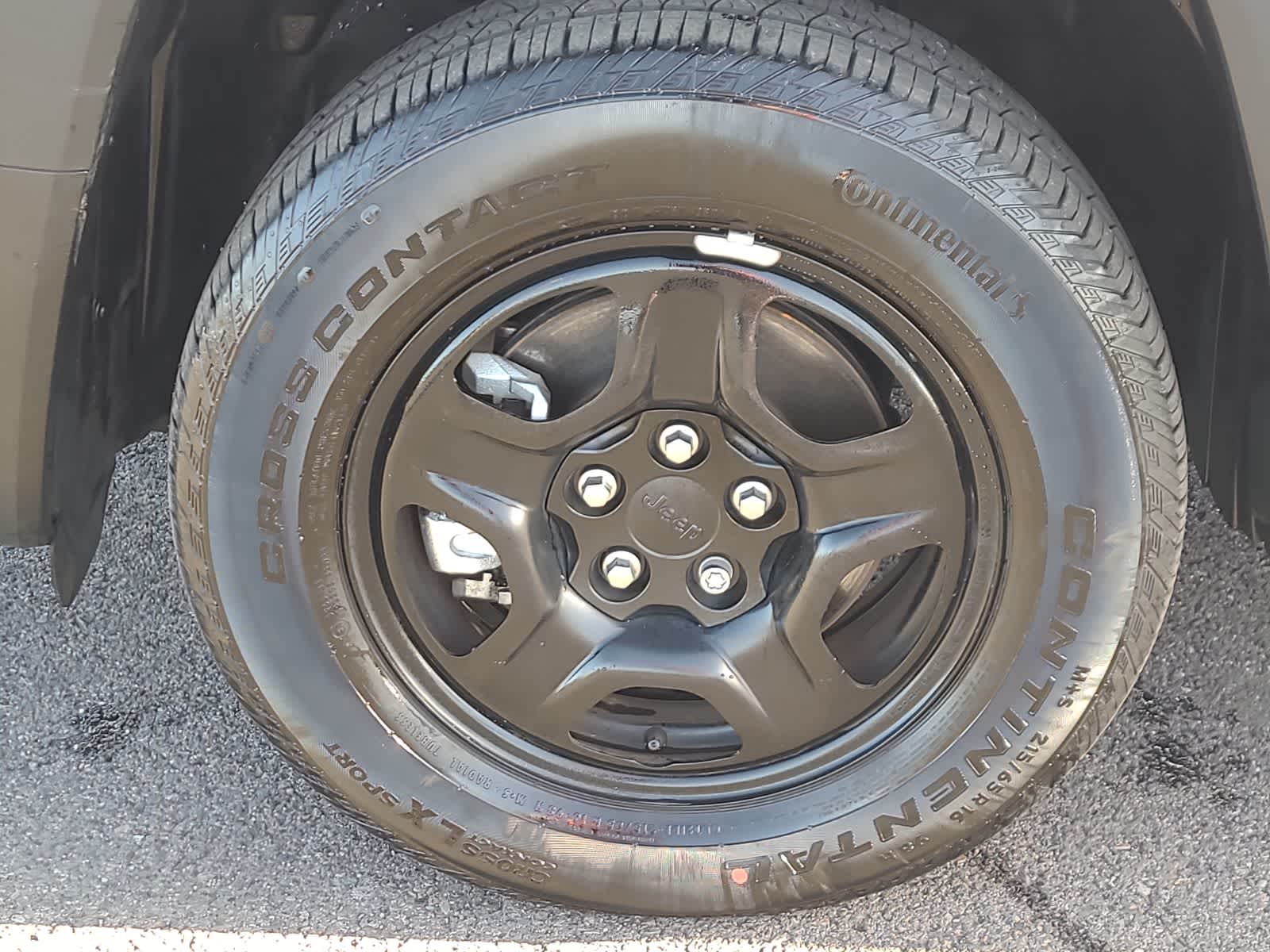 Thumbnail: 2022 Jeep Renegade - 16