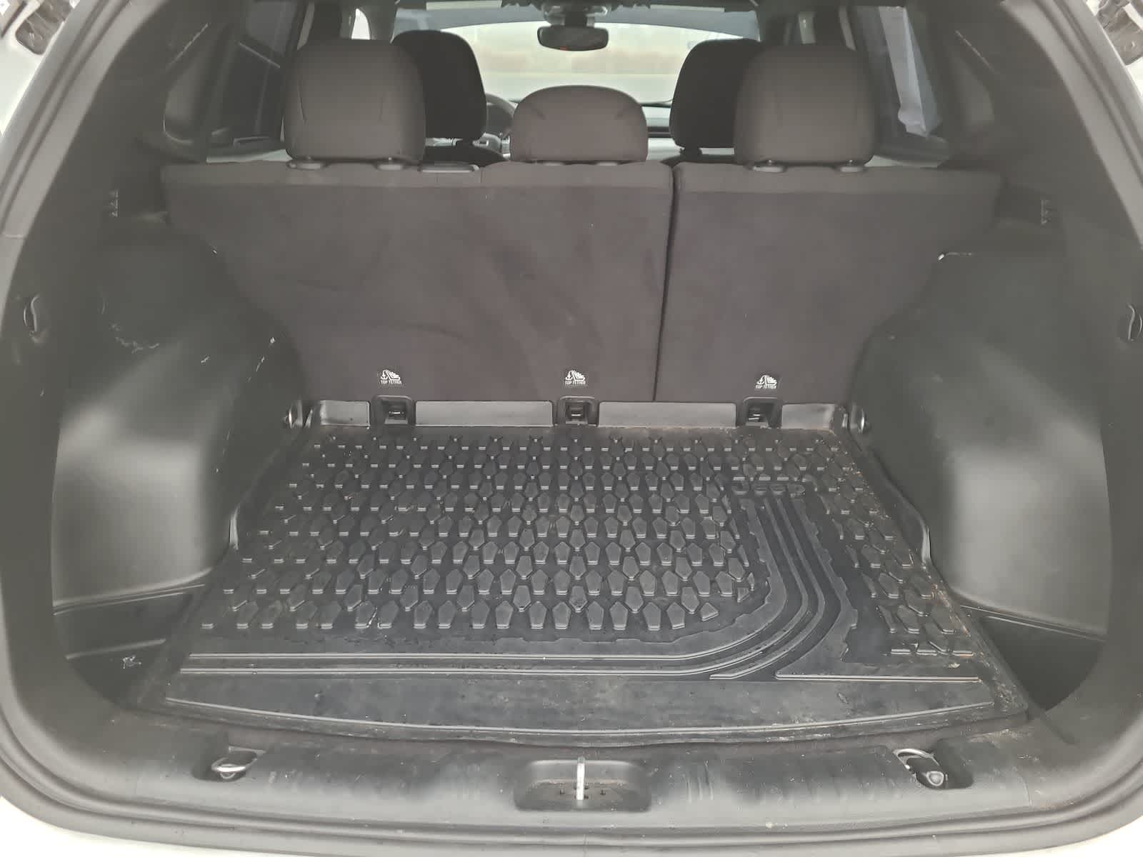 Thumbnail: 2025 Jeep Compass - 27