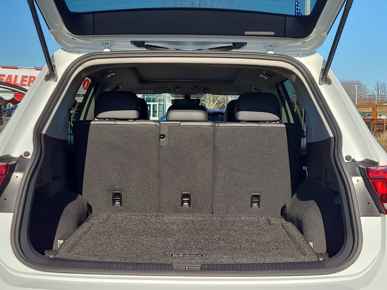 Thumbnail: 2019 Volkswagen Tiguan - 27