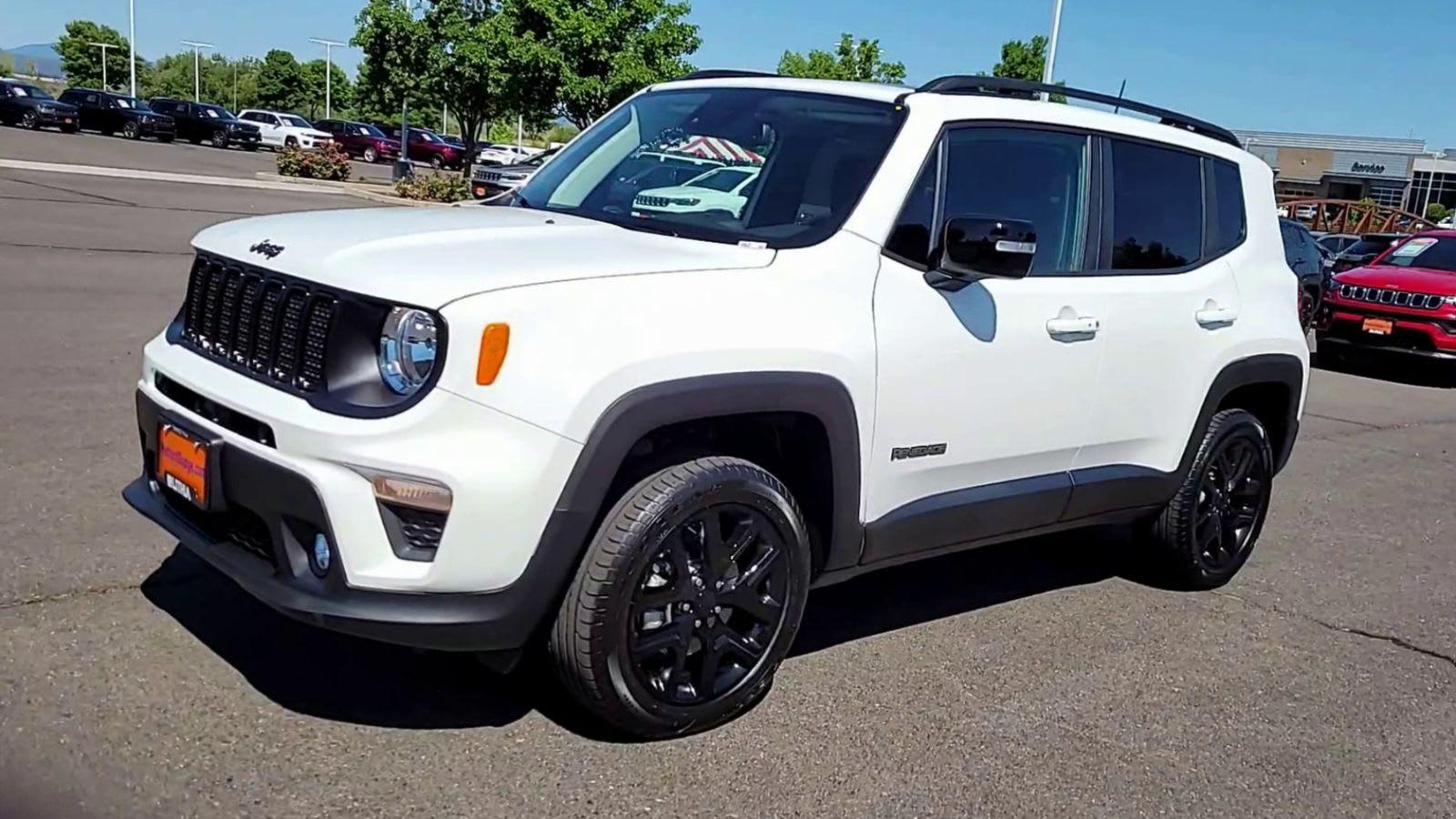 New 2023 Jeep Renegade Altitude Sport Utility near Asheville #30009