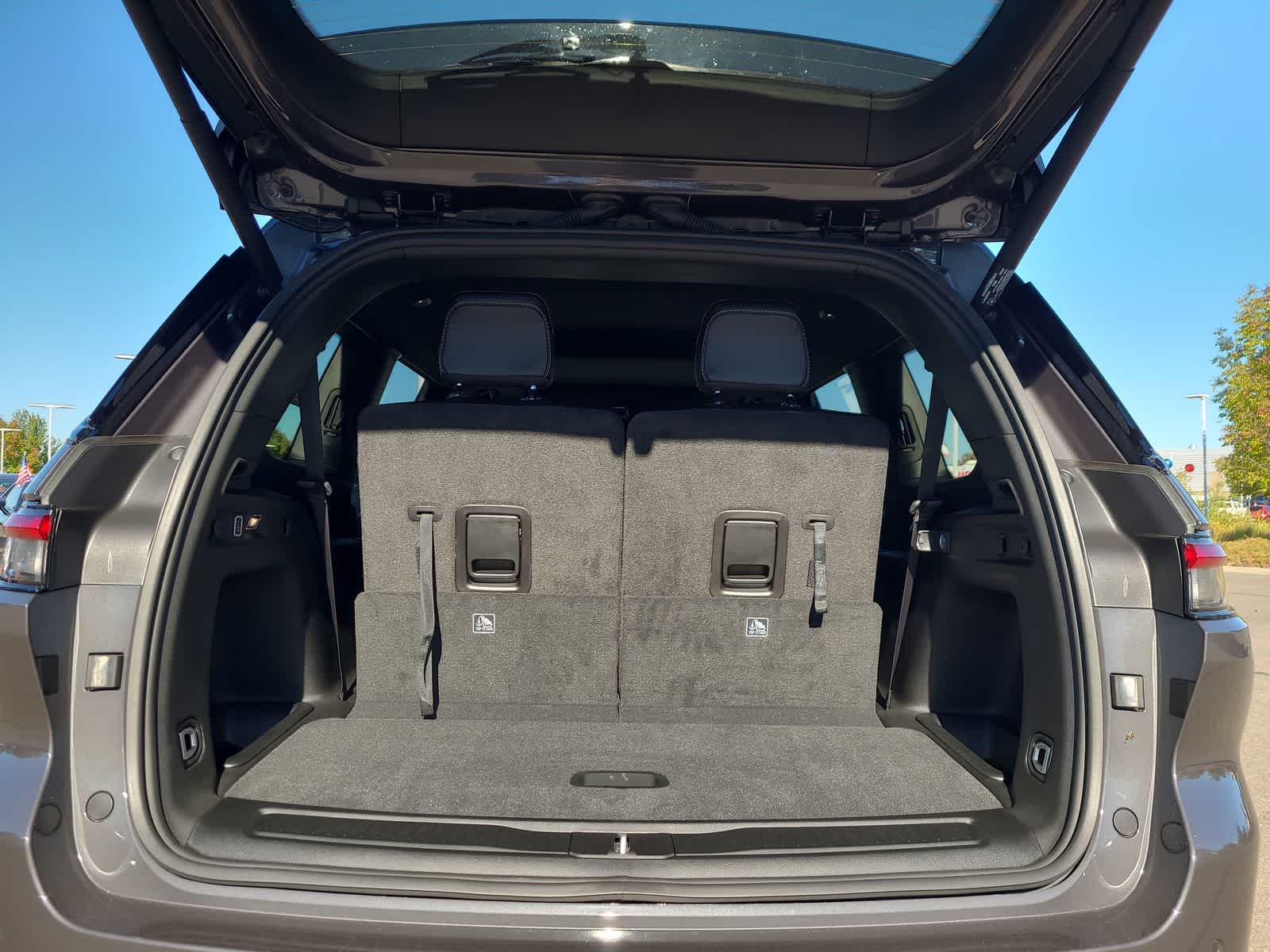 Thumbnail: 2025 Jeep Grand Cherokee - 27