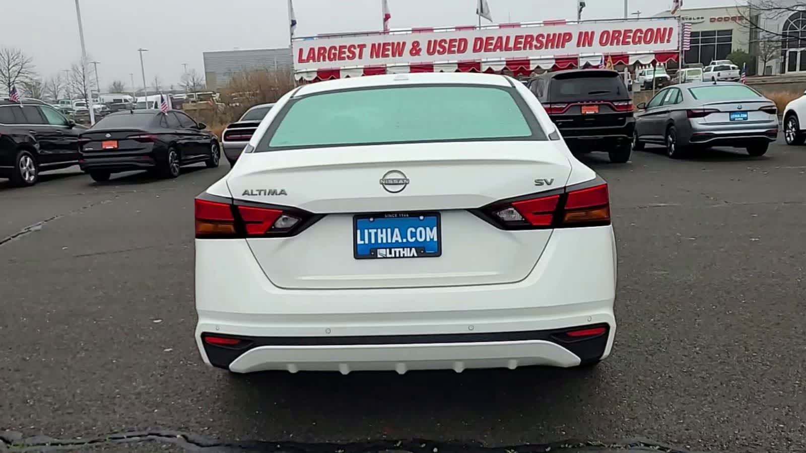 Thumbnail: 2023 Nissan Altima - 7