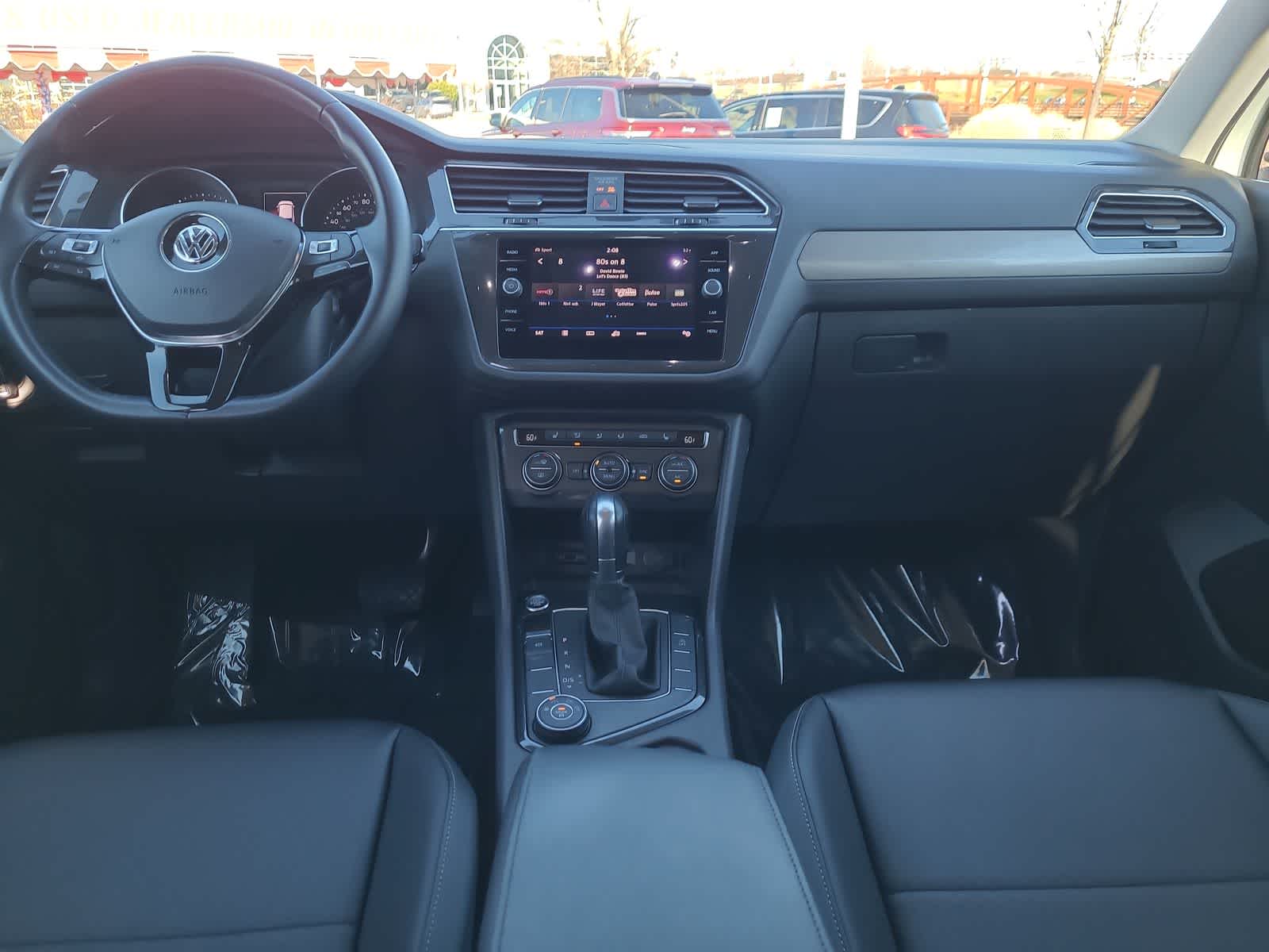 Thumbnail: 2019 Volkswagen Tiguan - 18