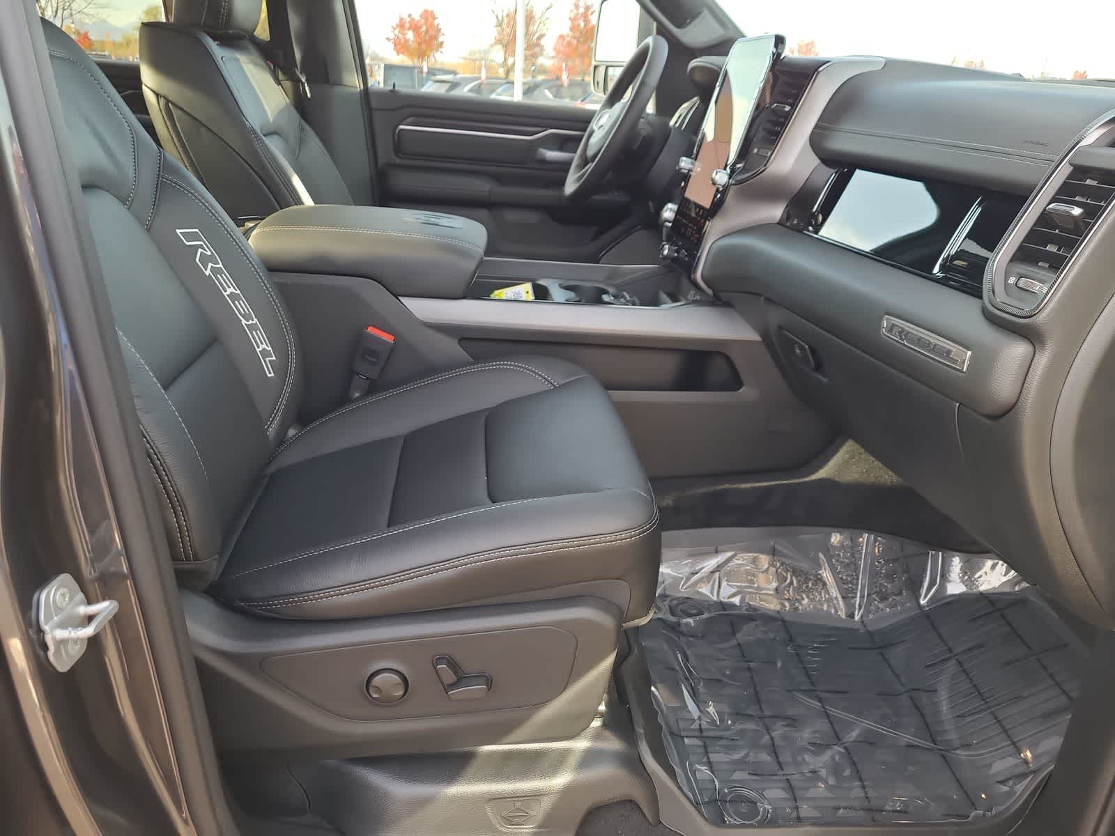 Thumbnail: 2026 RAM 1500 - 22