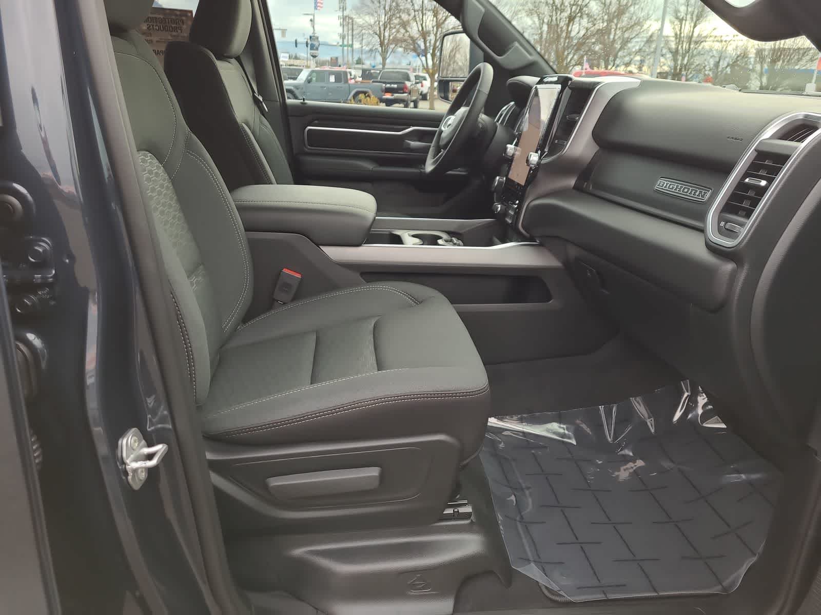 Thumbnail: 2026 RAM 1500 - 22