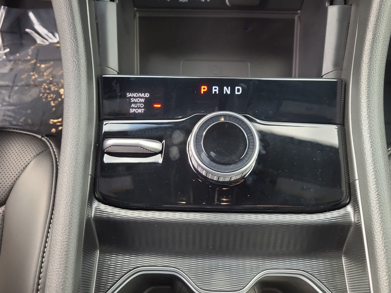 Thumbnail: 2025 Jeep Grand Cherokee - 25