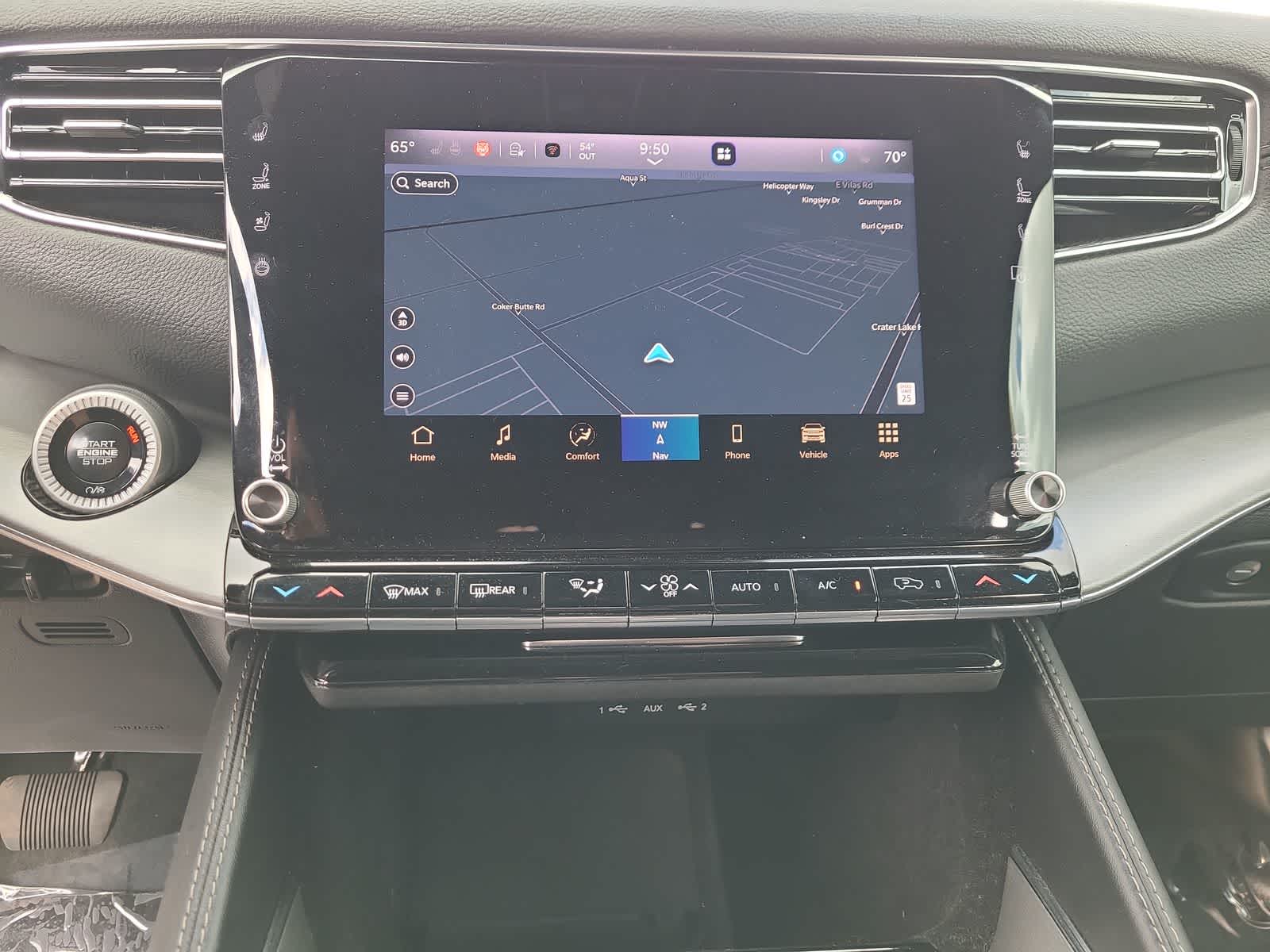 Thumbnail: 2024 Jeep Wagoneer - 24