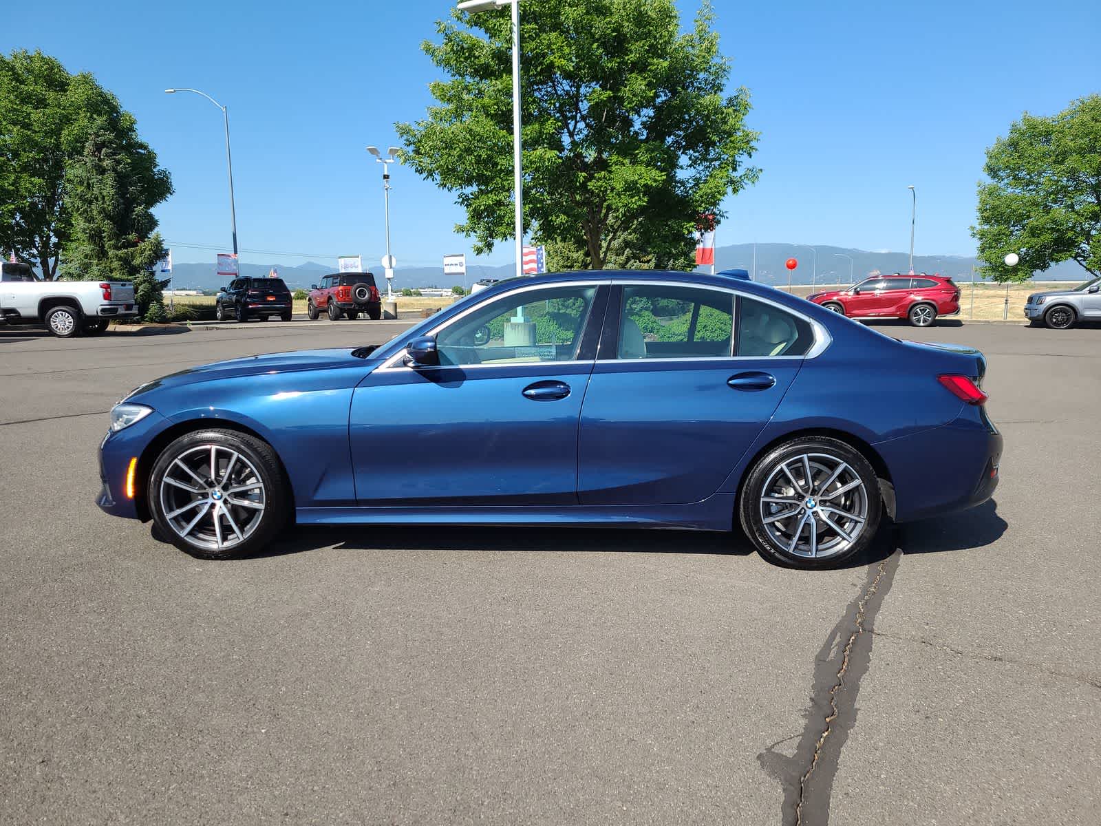 2021 BMW 3 Series 330i 11