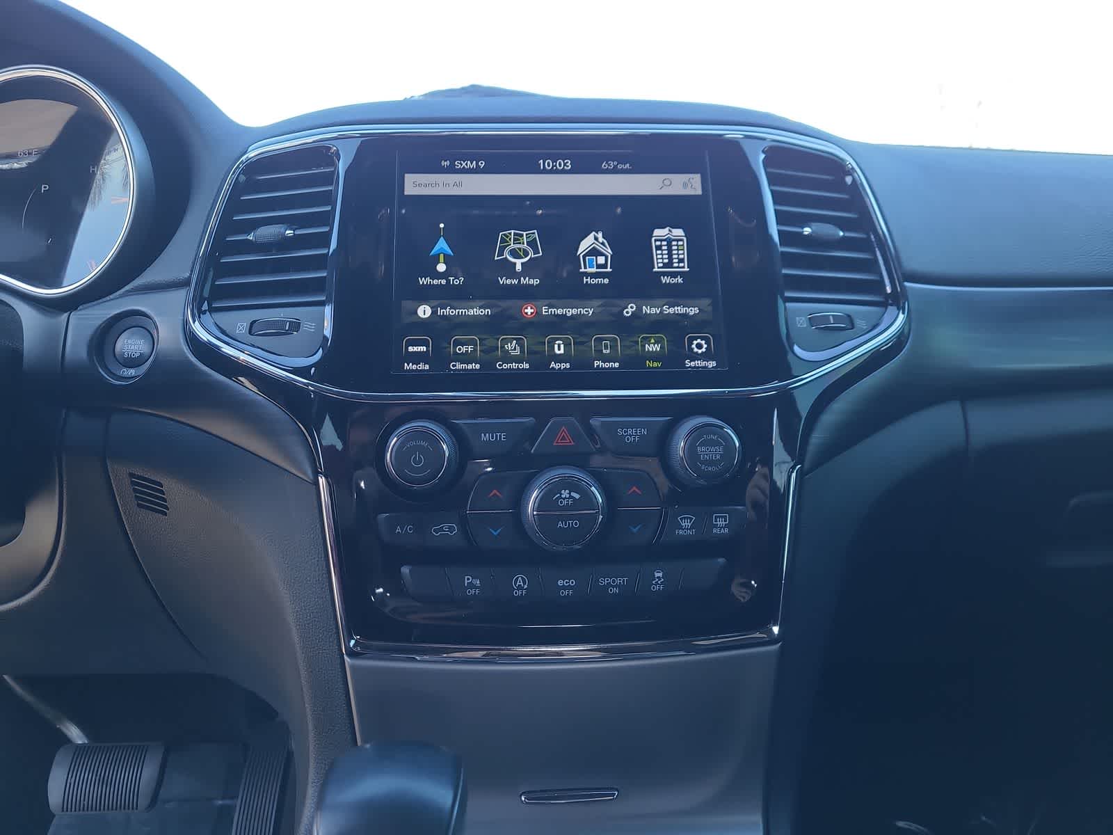 Thumbnail: 2020 Jeep Grand Cherokee - 24