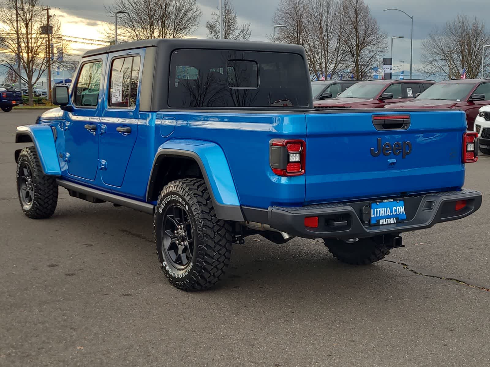 Thumbnail: 2026 Jeep Gladiator - 12