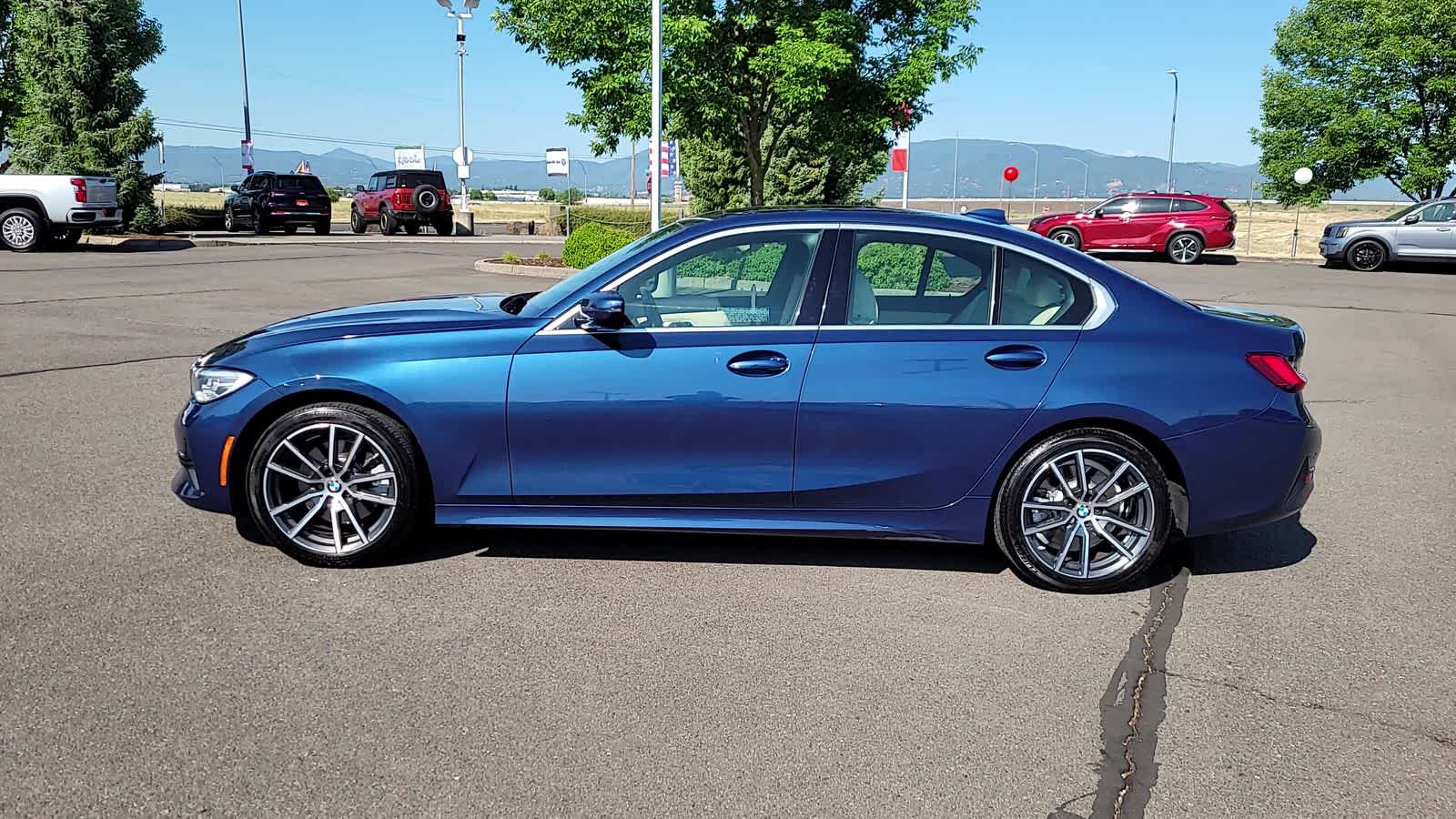2021 BMW 3 Series 330i 5