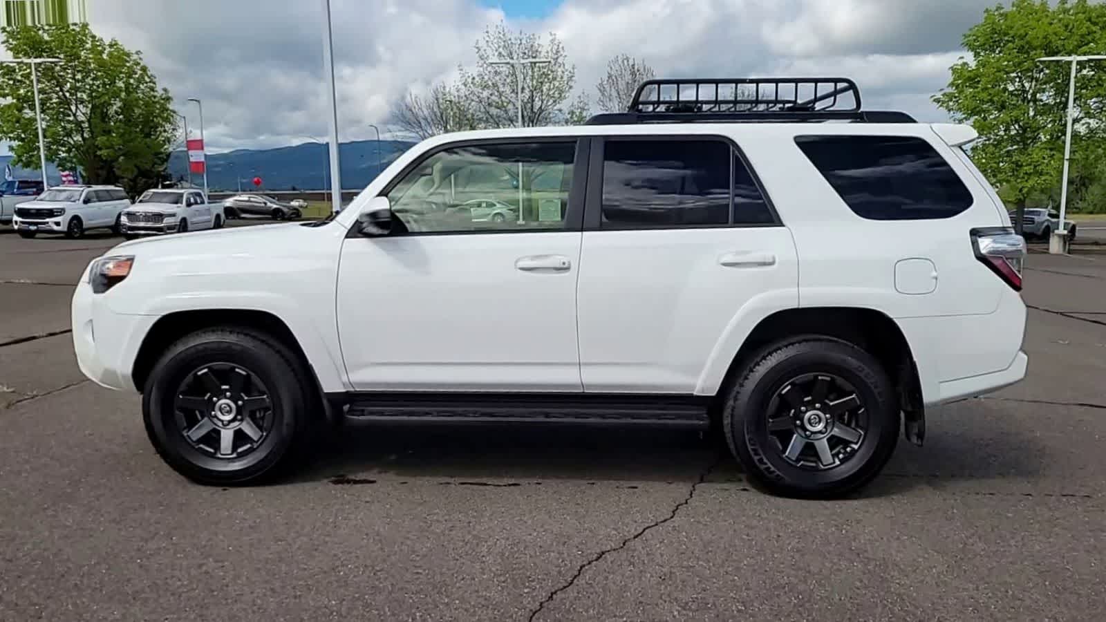 Thumbnail: 2021 Toyota 4Runner - 5