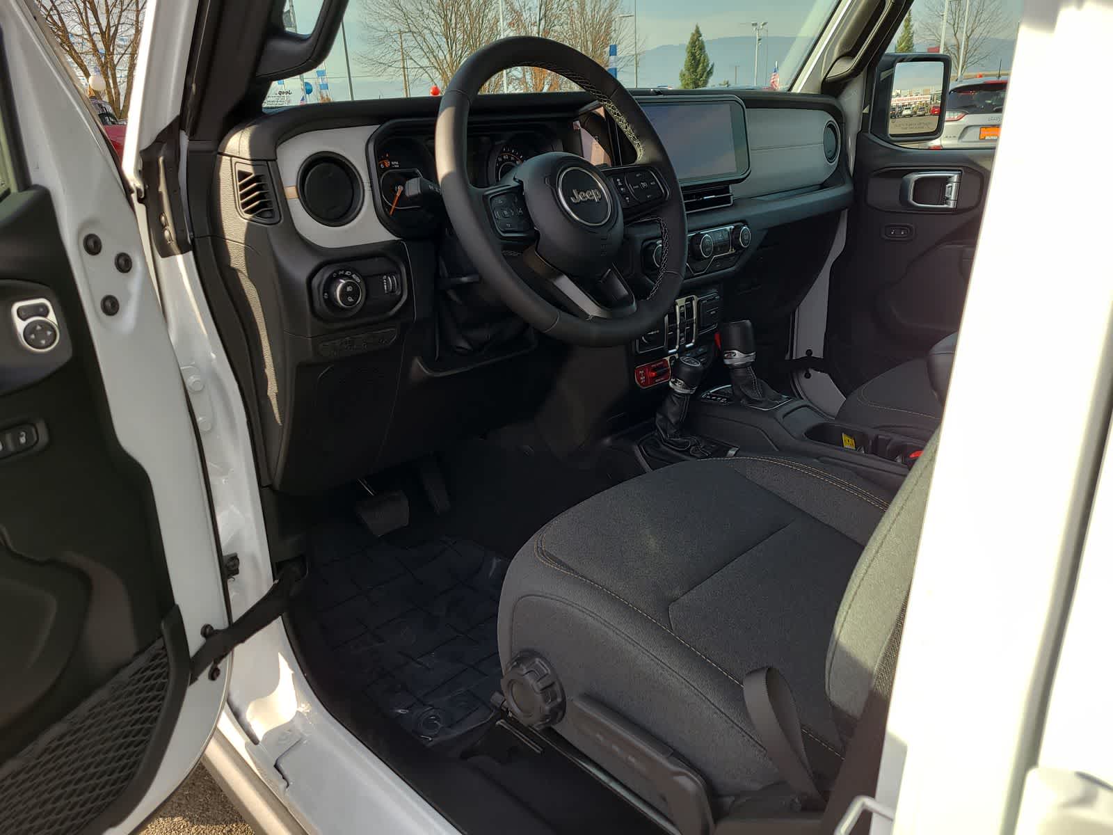 Thumbnail: 2026 Jeep Gladiator - 10