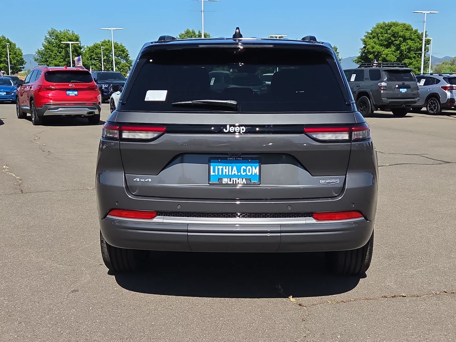 Thumbnail: 2026 Jeep Grand Cherokee - 13