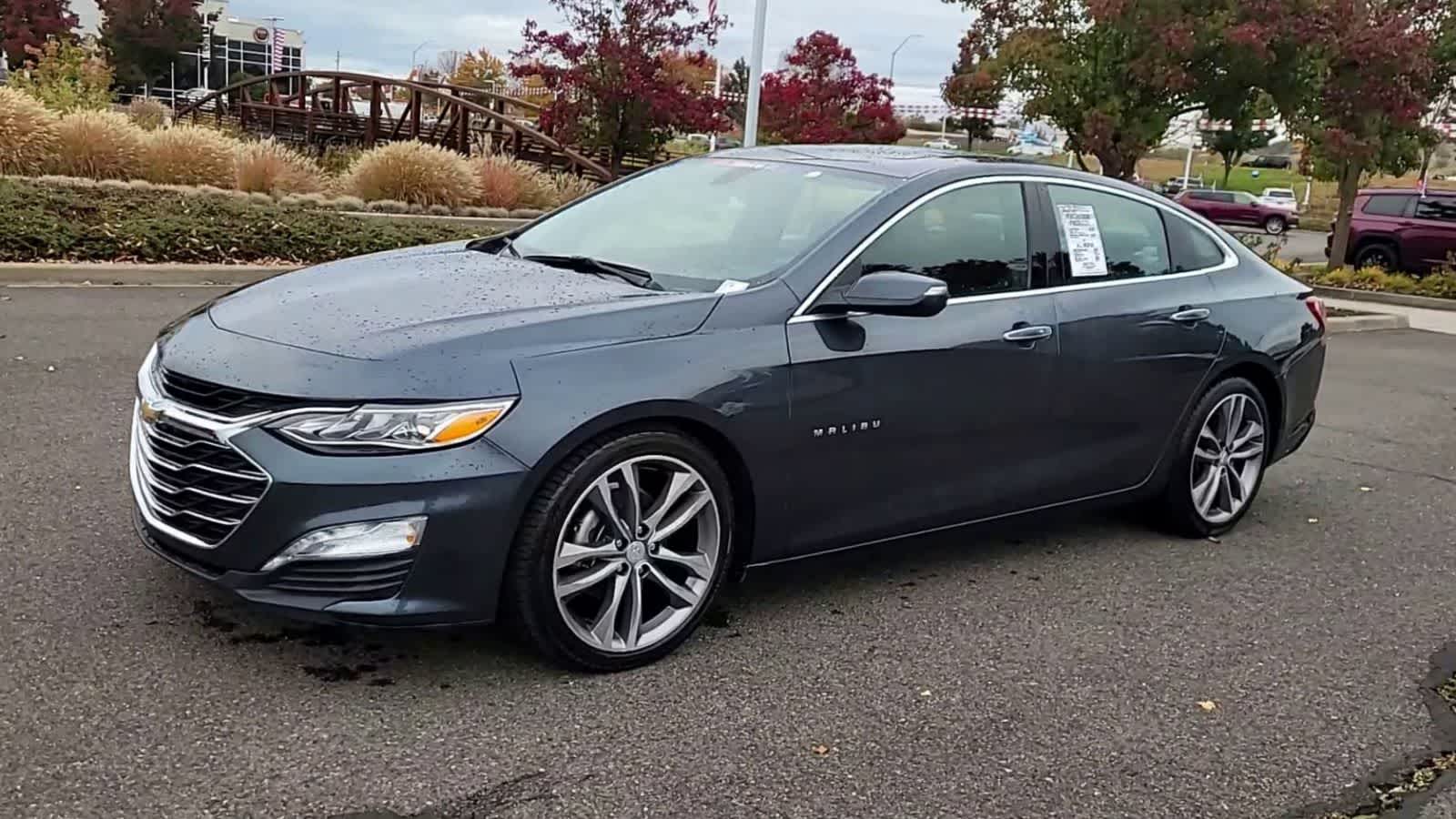 Thumbnail: 2020 Chevrolet Malibu - 4