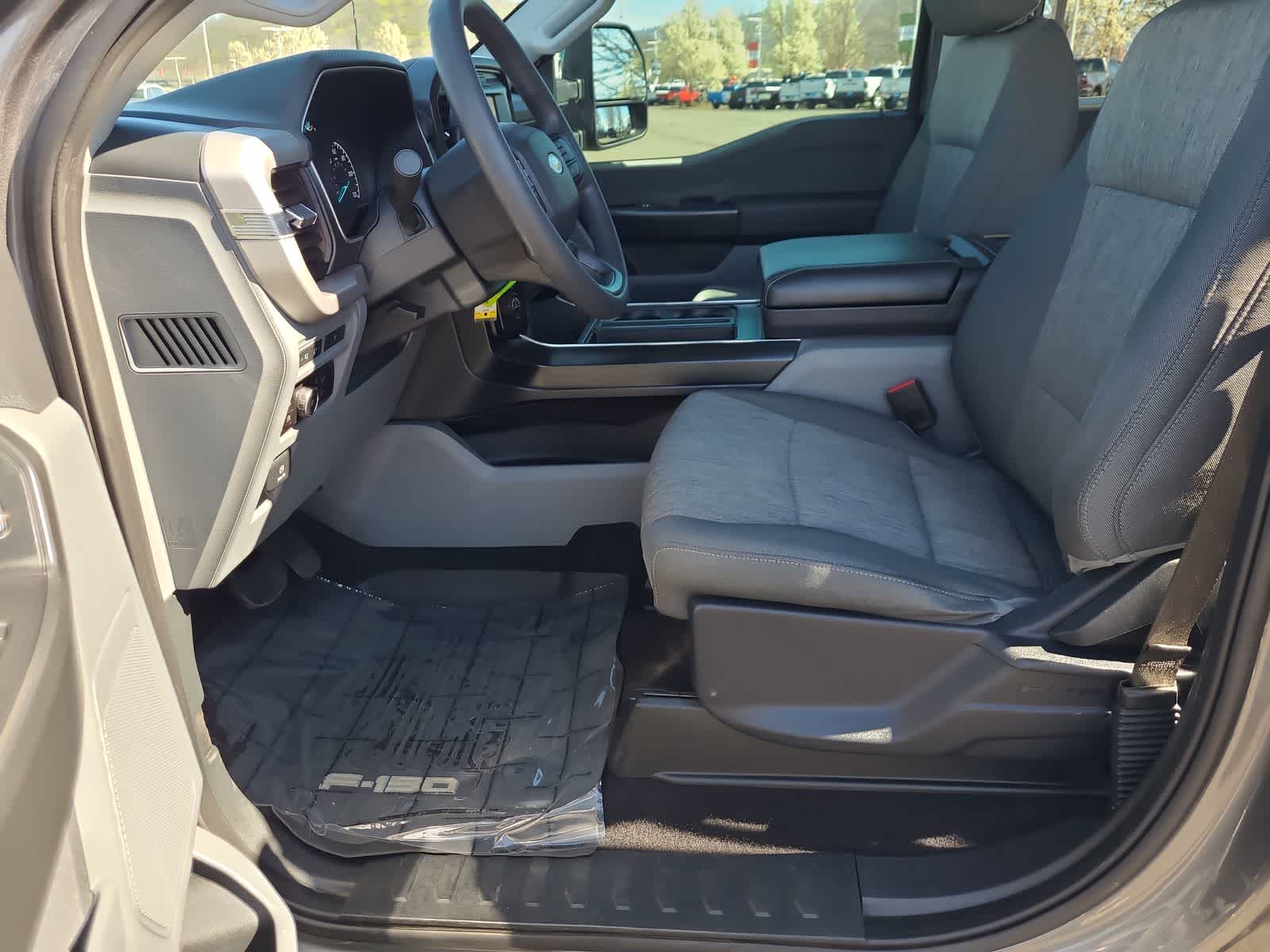 Thumbnail: 2023 Ford F-150 - 19