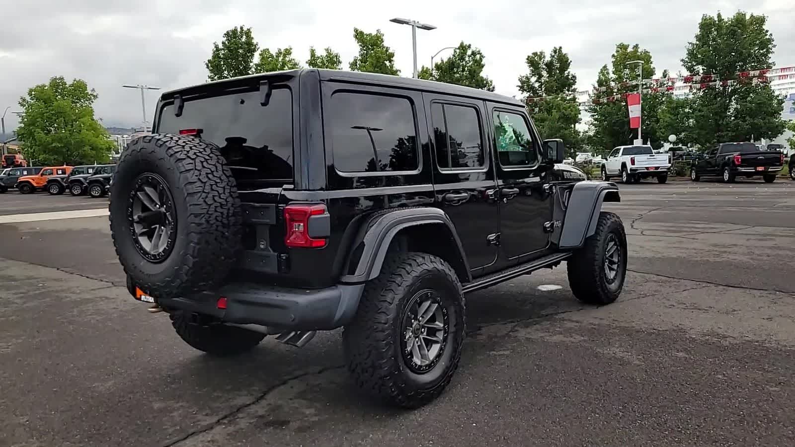 Thumbnail: 2025 Jeep Wrangler - 8