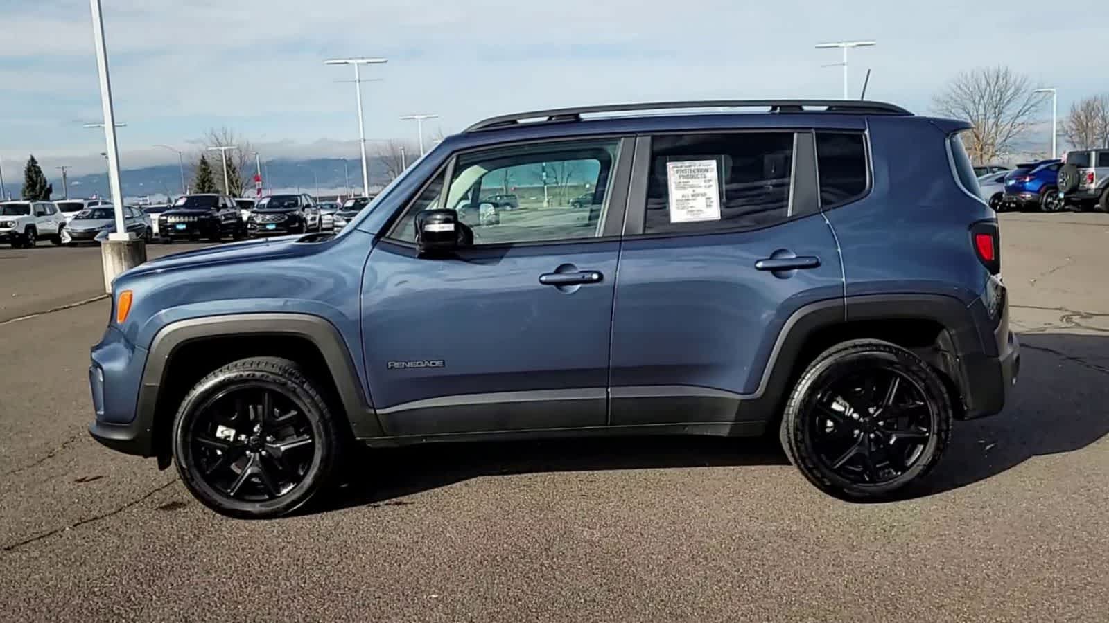 Thumbnail: 2023 Jeep Renegade - 5