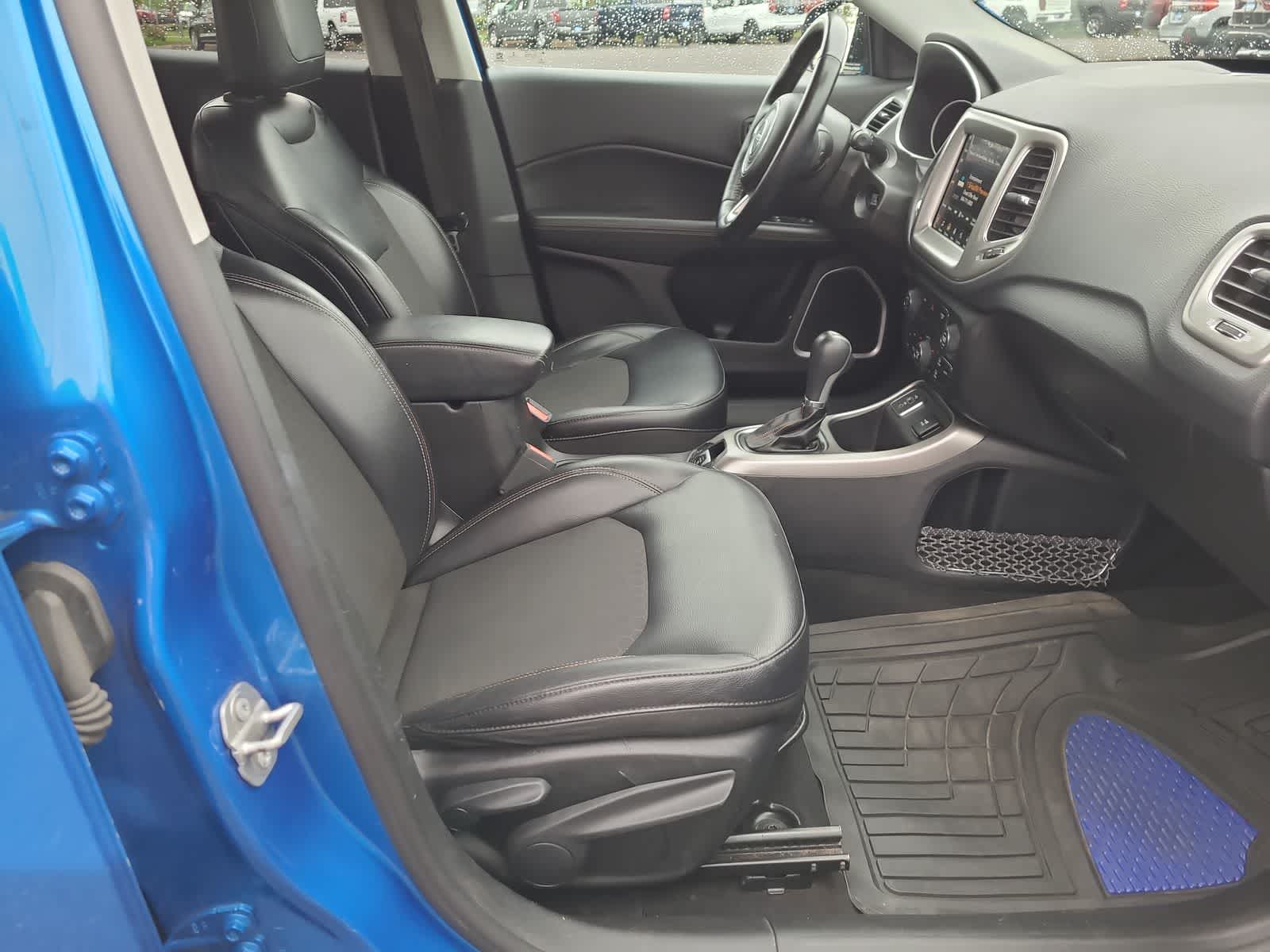 Thumbnail: 2018 Jeep Compass - 22