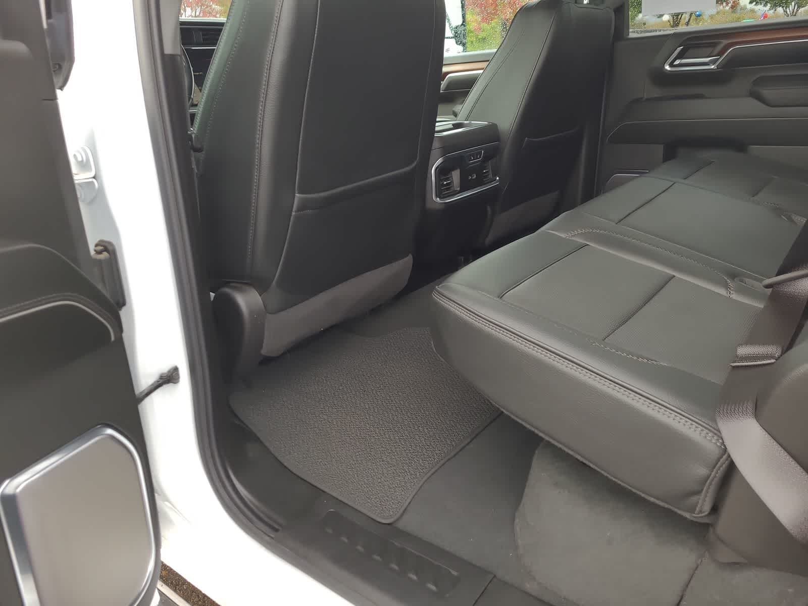 Thumbnail: 2024 GMC Sierra 3500 - 20