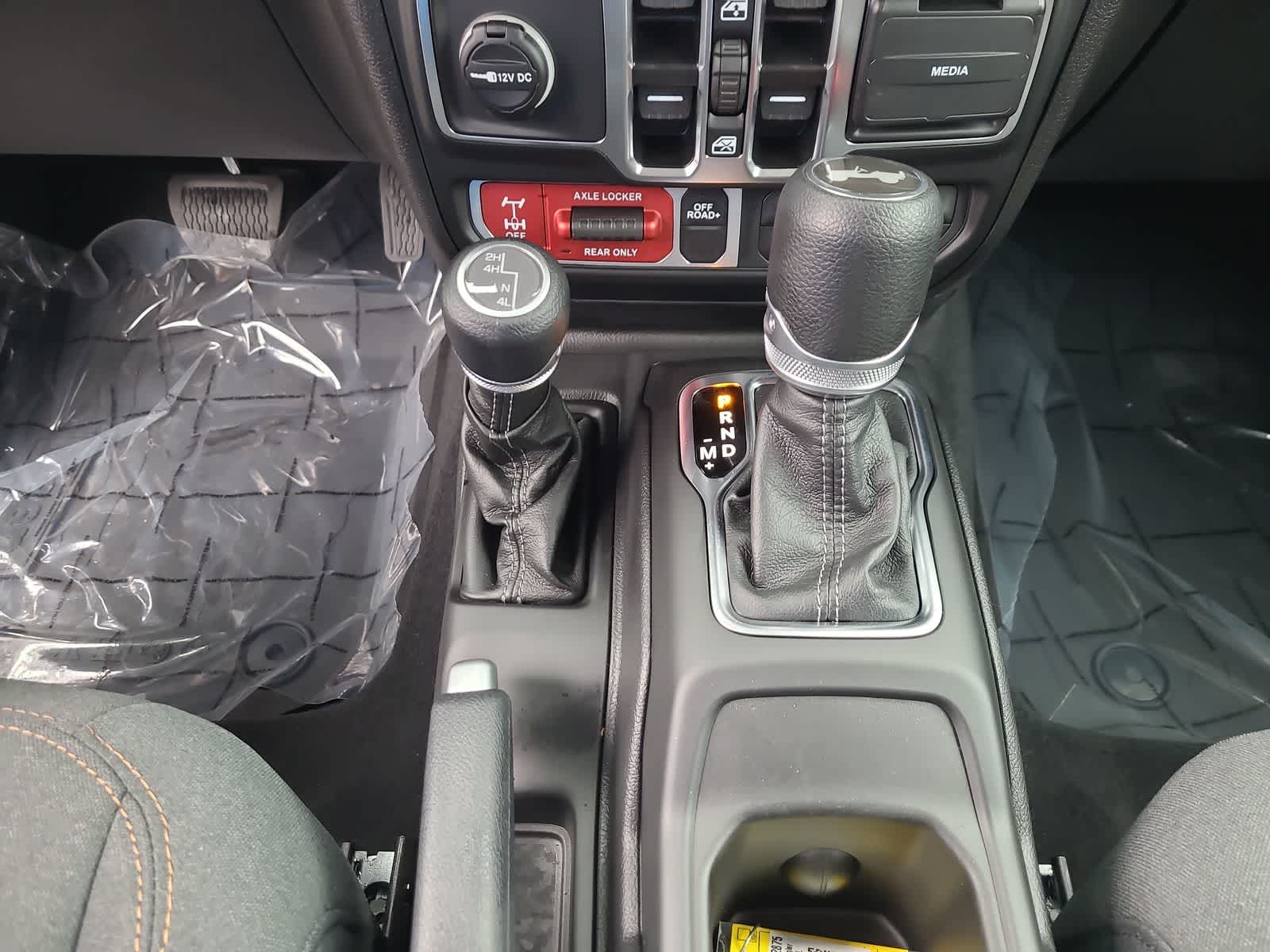 Thumbnail: 2026 Jeep Wrangler - 25