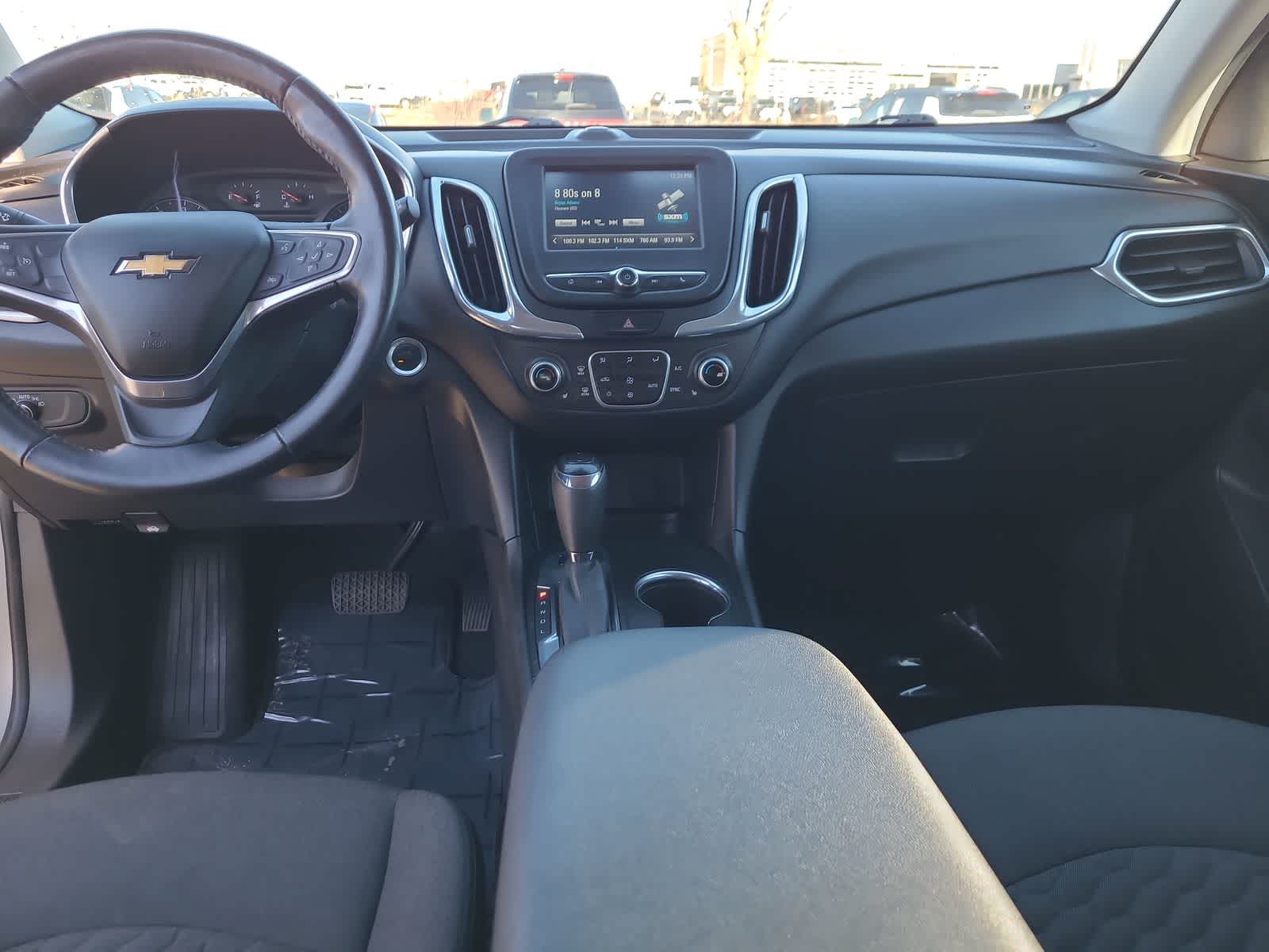 Thumbnail: 2018 Chevrolet Equinox - 18