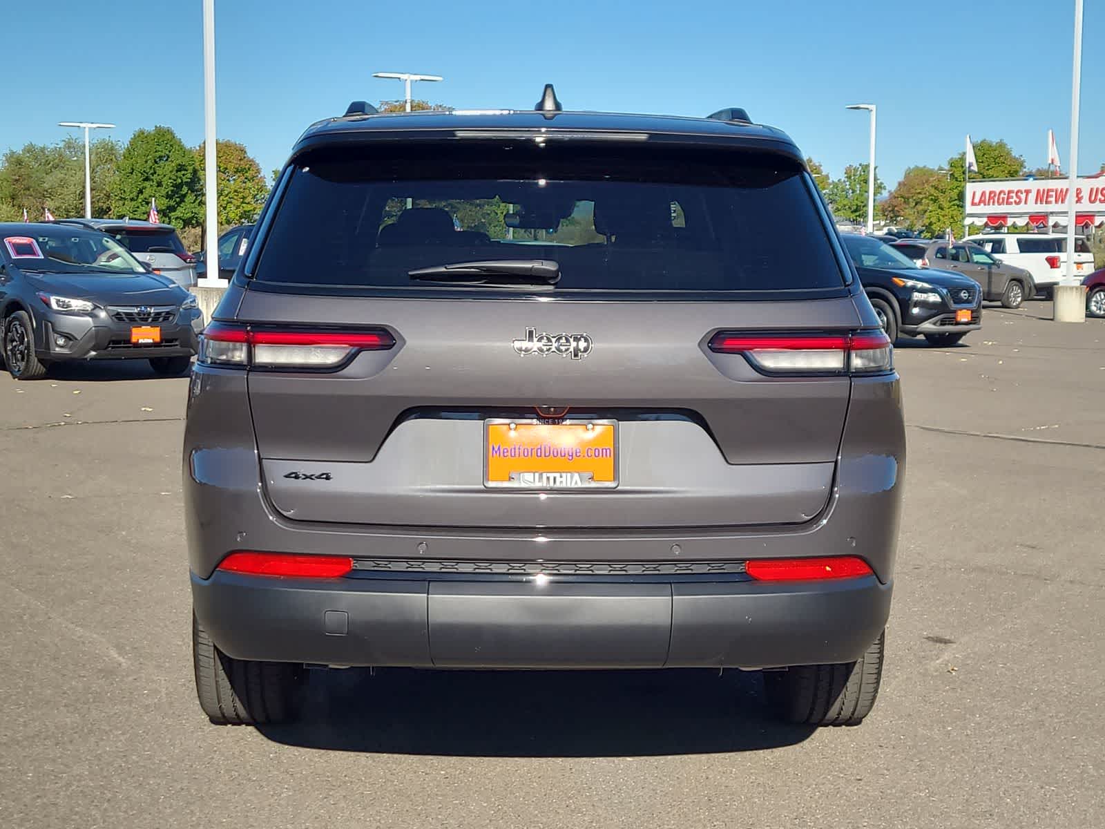 Thumbnail: 2025 Jeep Grand Cherokee - 13