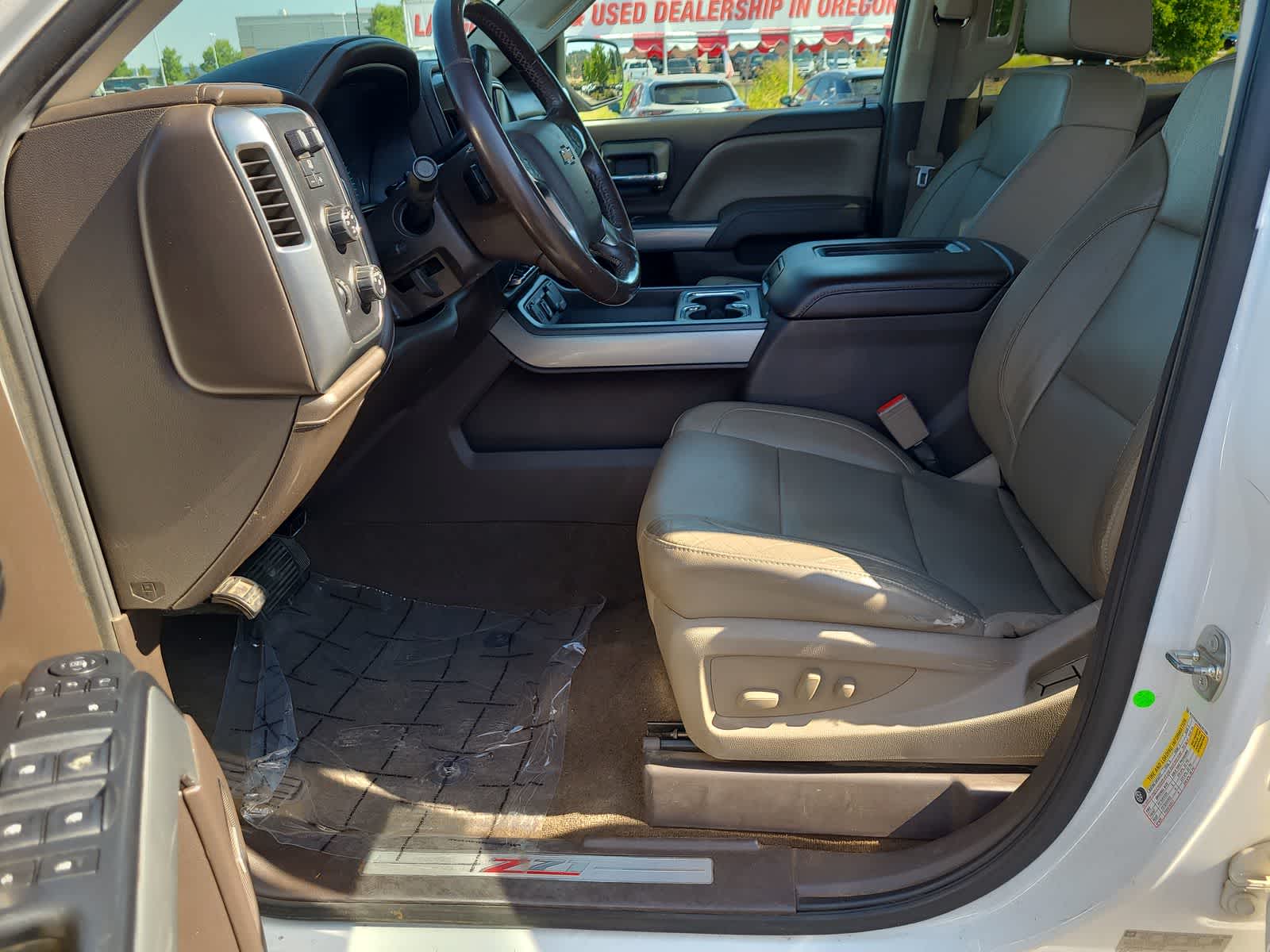 Thumbnail: 2016 Chevrolet Silverado 1500 - 19