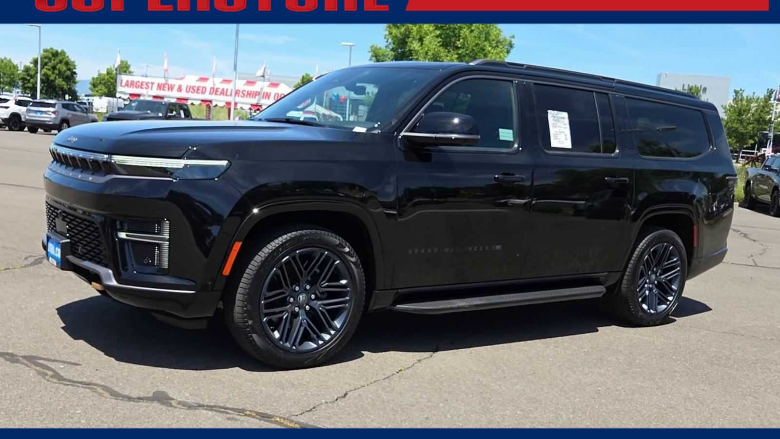 Thumbnail: 2026 Jeep Grand Wagoneer - 4
