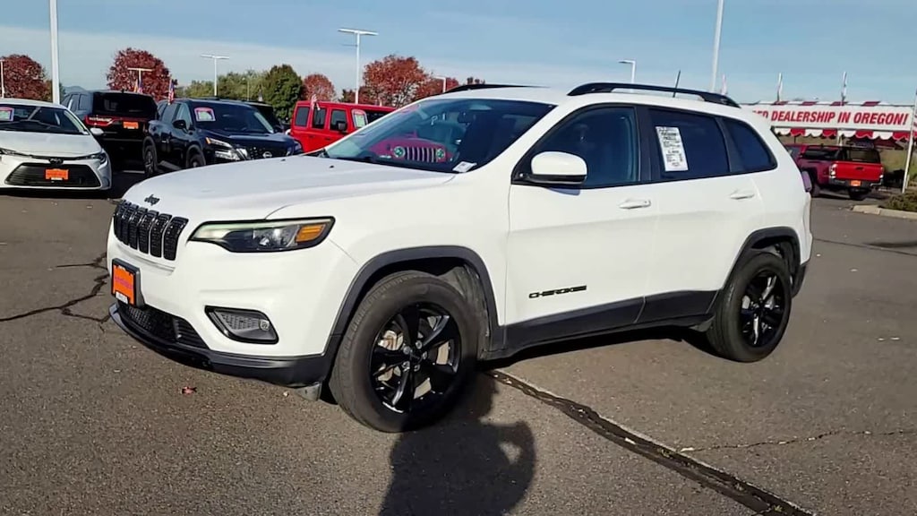 Used 2019 Jeep Cherokee Latitude Plus 4x4 SUV
