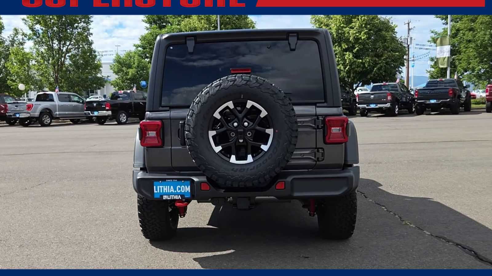 Thumbnail: 2026 Jeep Wrangler - 7