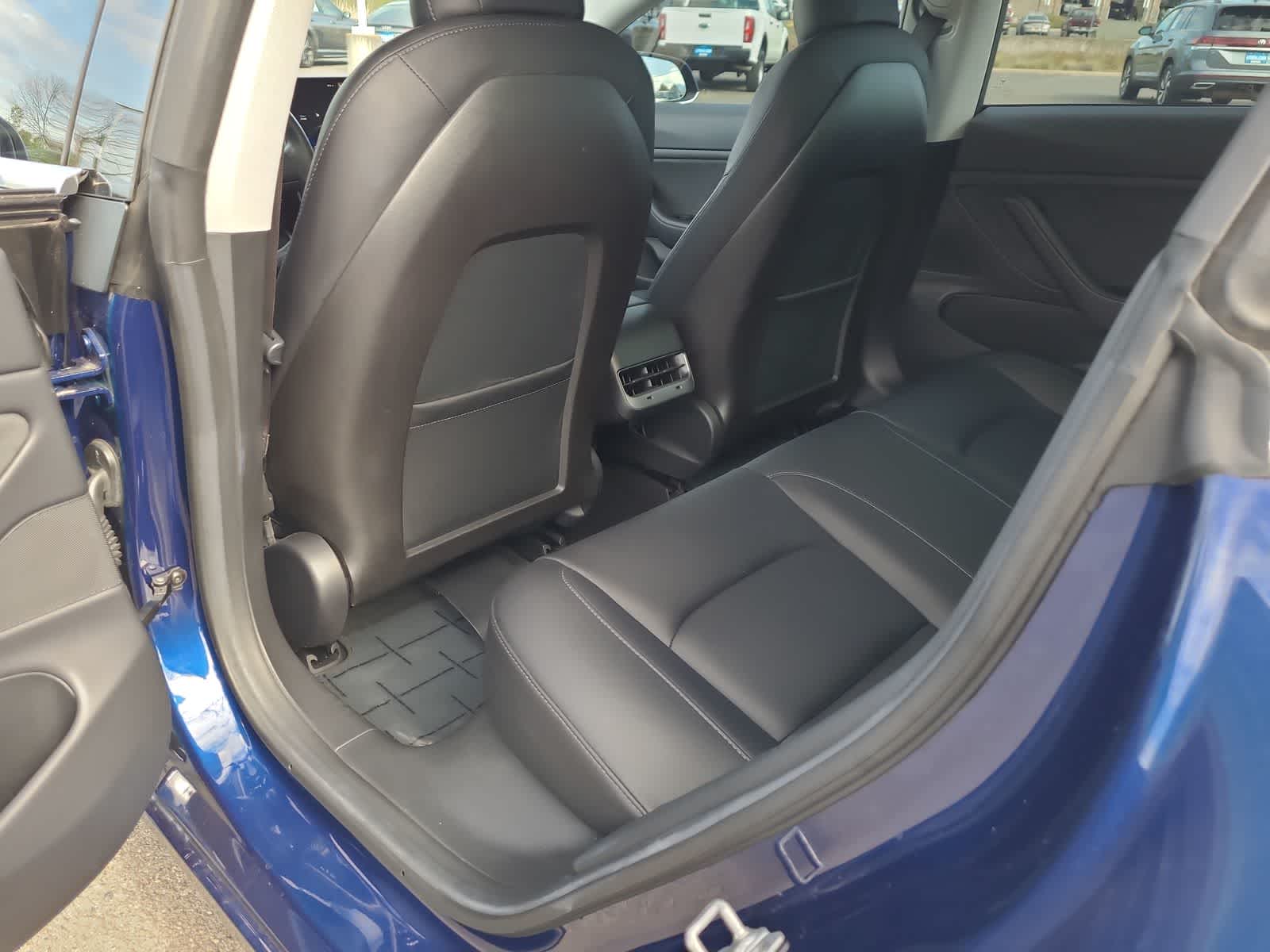 Thumbnail: 2018 Tesla Model 3 - 20