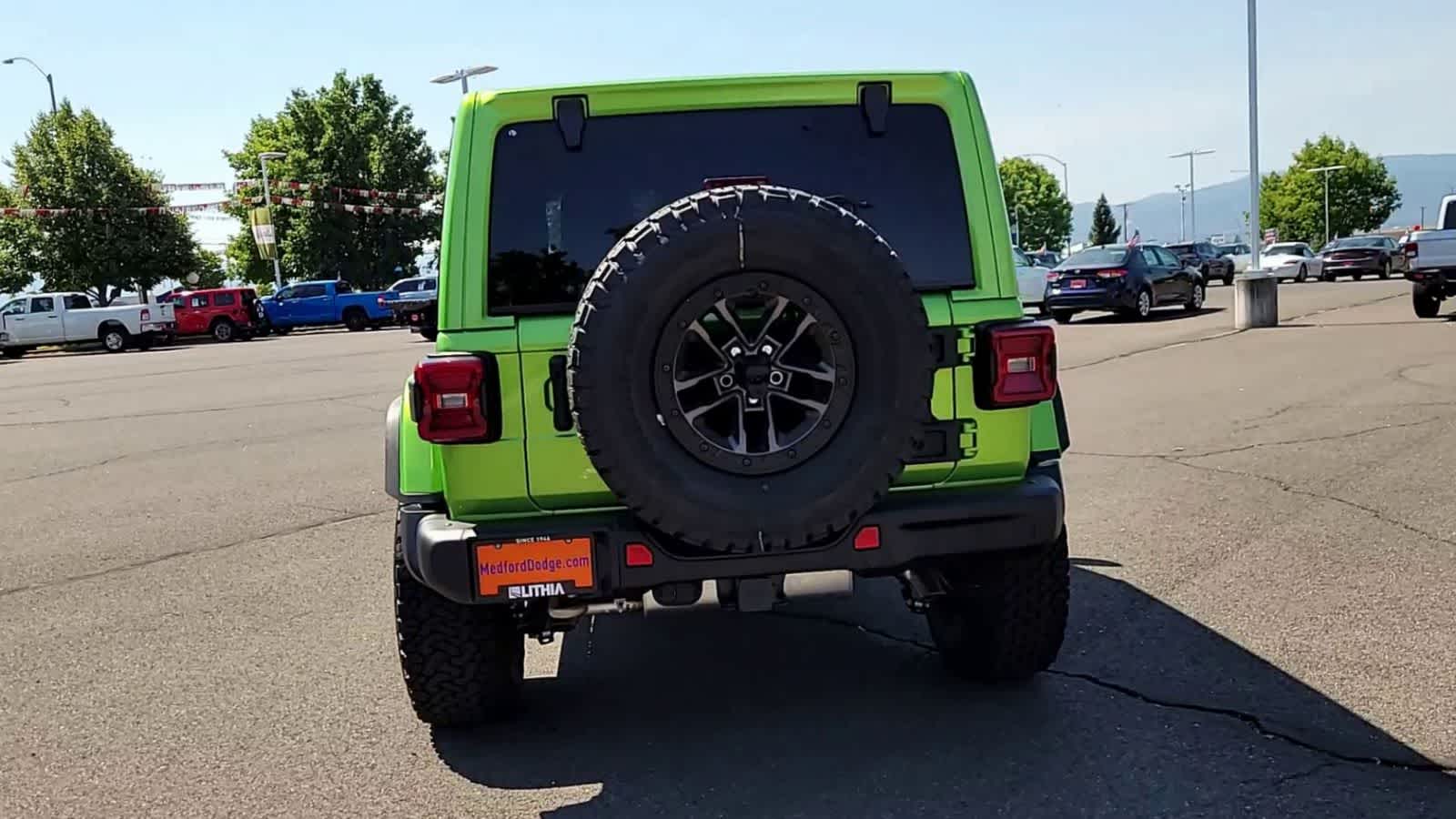 Thumbnail: 2025 Jeep Wrangler - 3