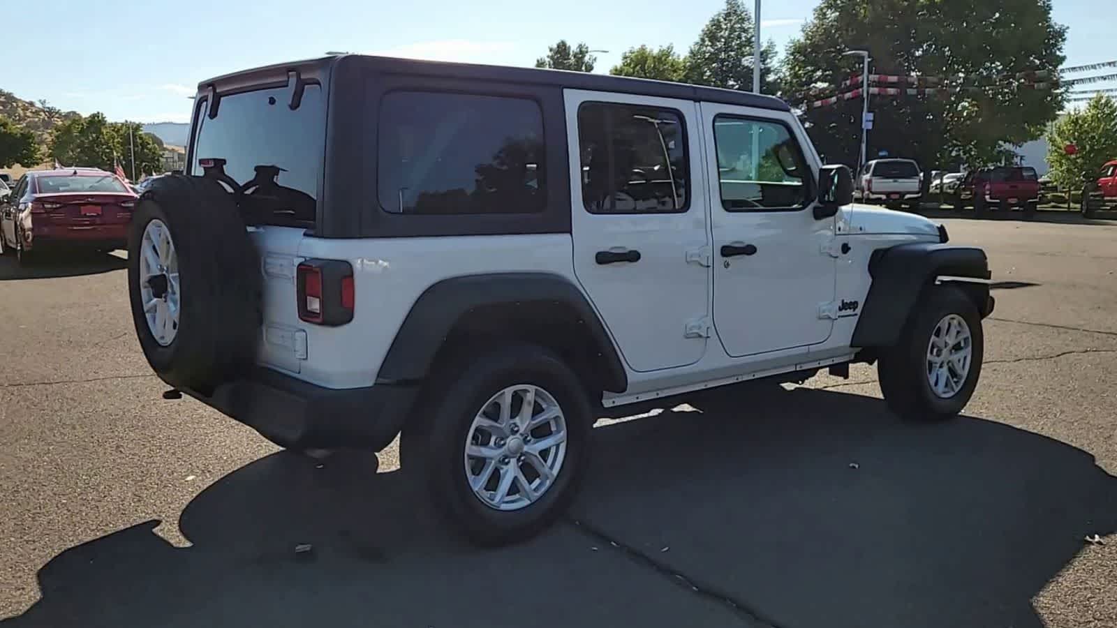 Thumbnail: 2023 Jeep Wrangler - 8