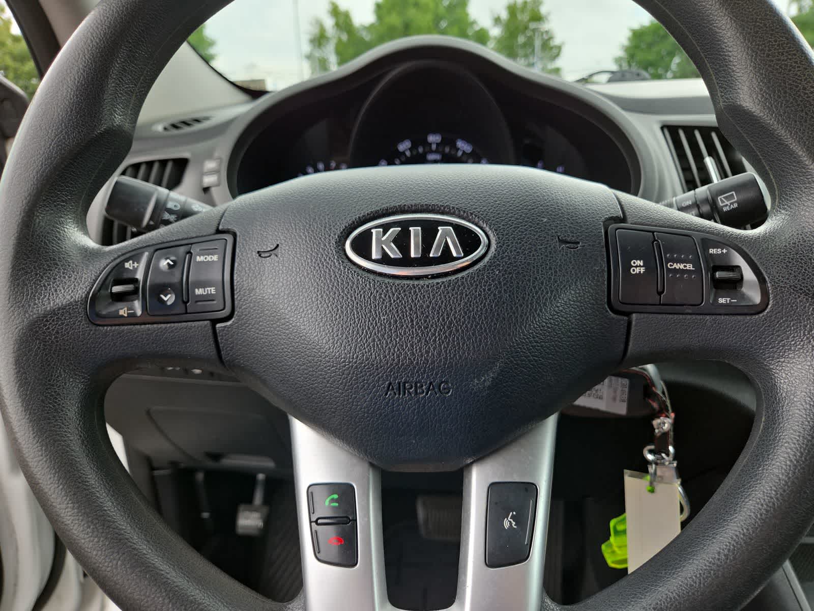 Thumbnail: 2012 Kia Sportage - 23