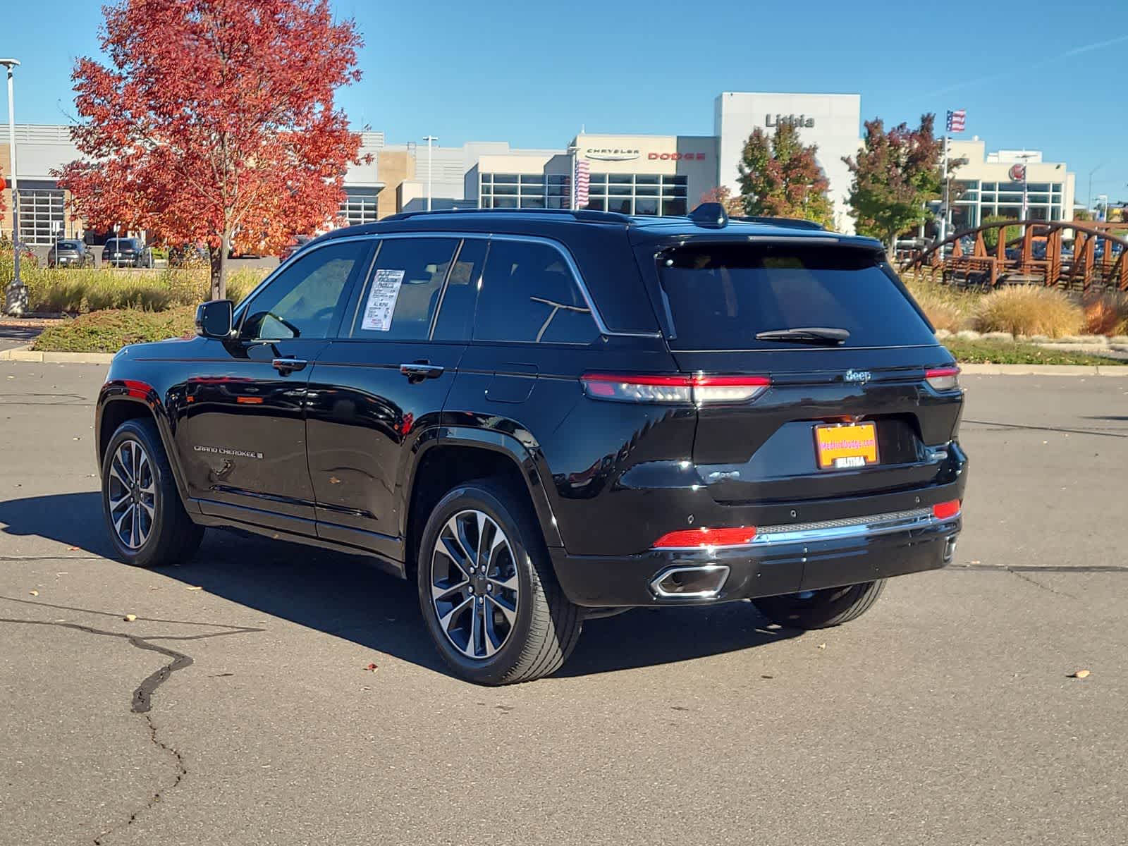 Thumbnail: 2023 Jeep Grand Cherokee - 12