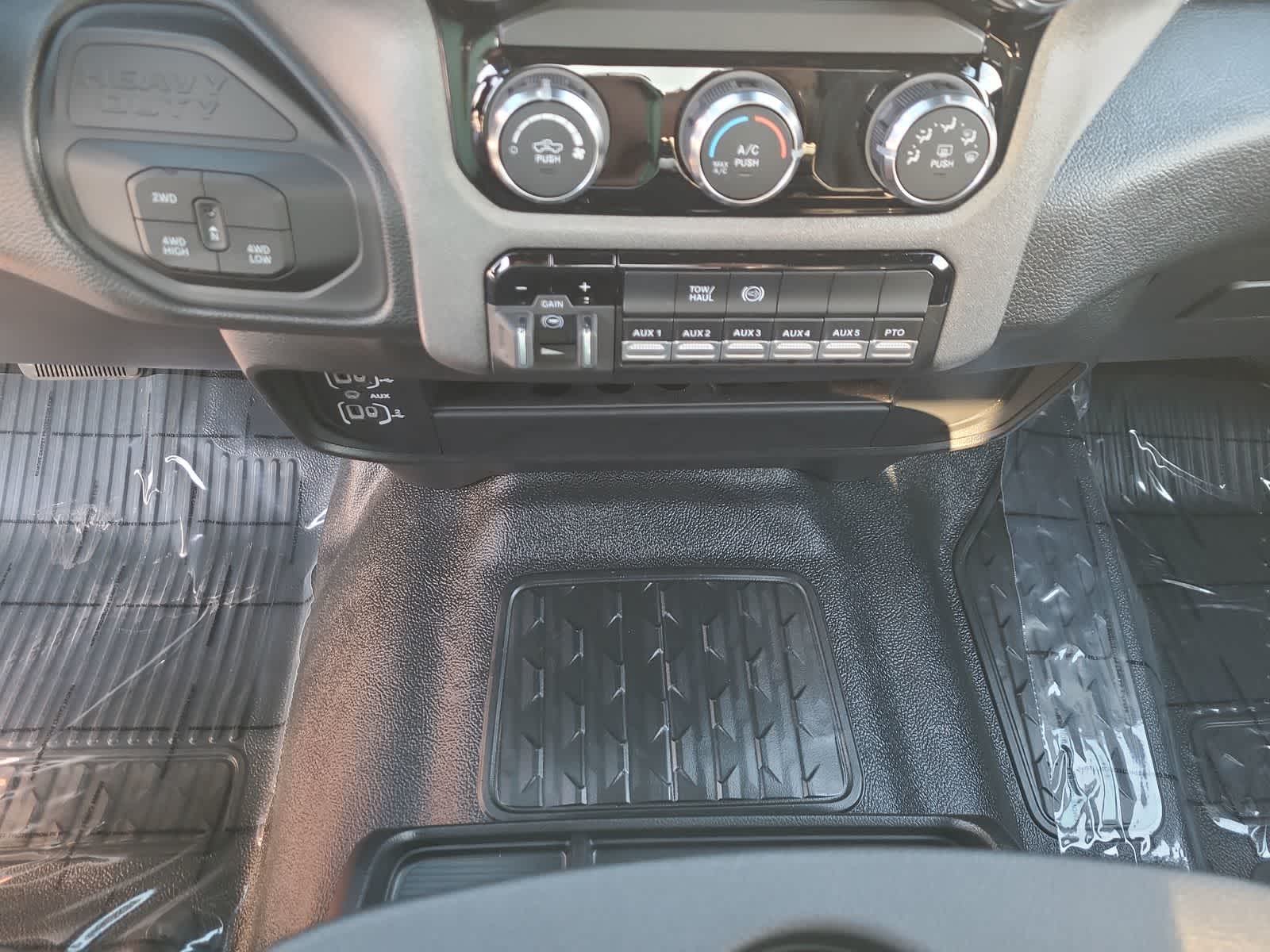 Thumbnail: 2026 RAM 5500 - 25