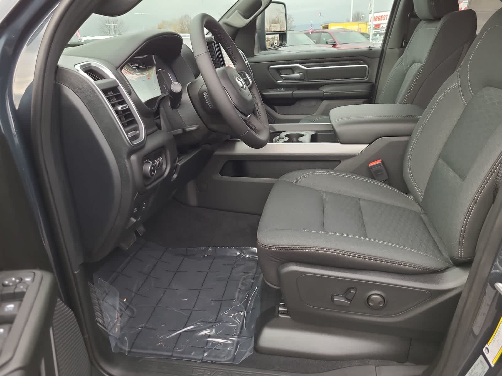 Thumbnail: 2026 RAM 1500 - 19