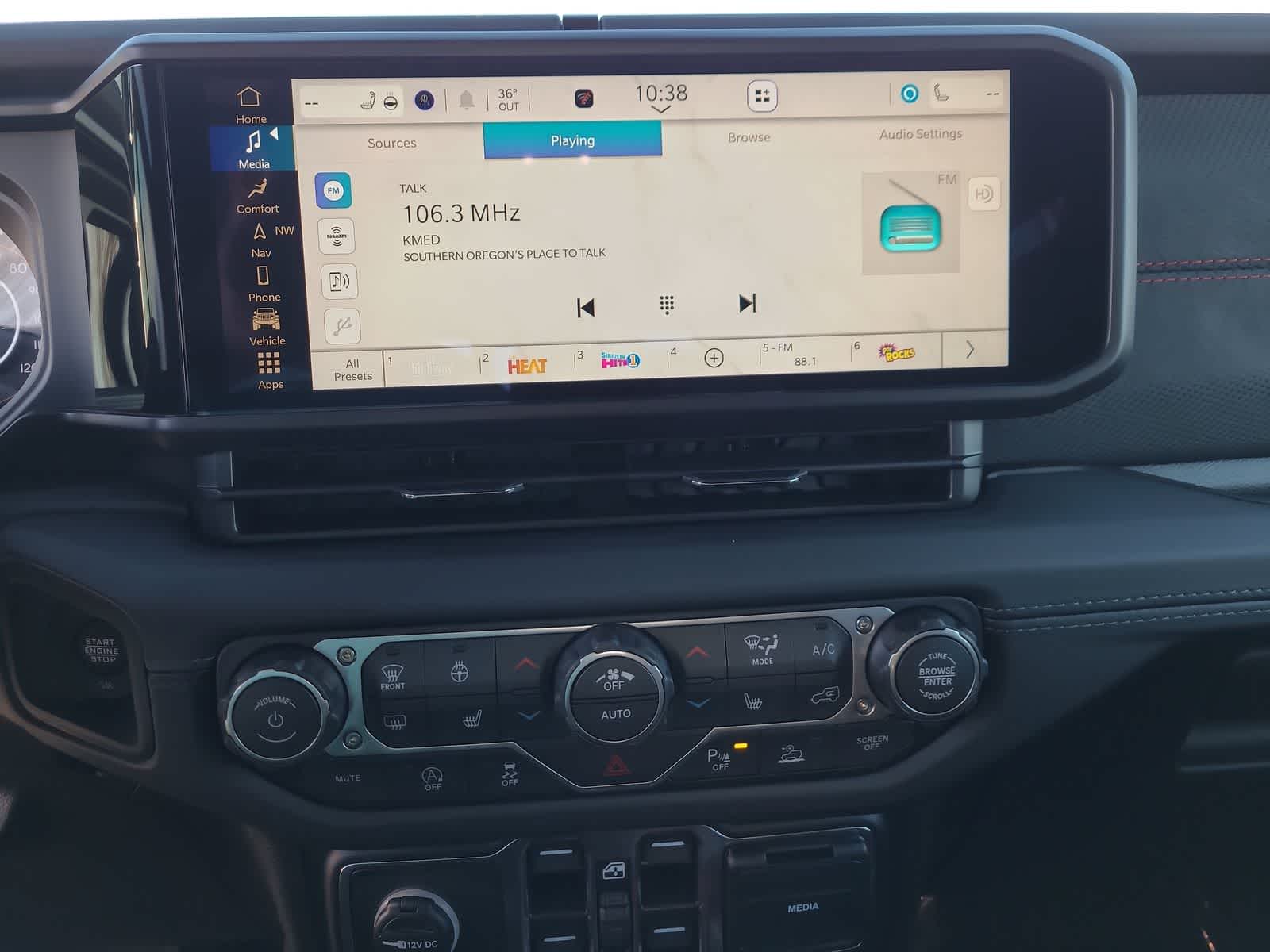 Thumbnail: 2026 Jeep Gladiator - 24