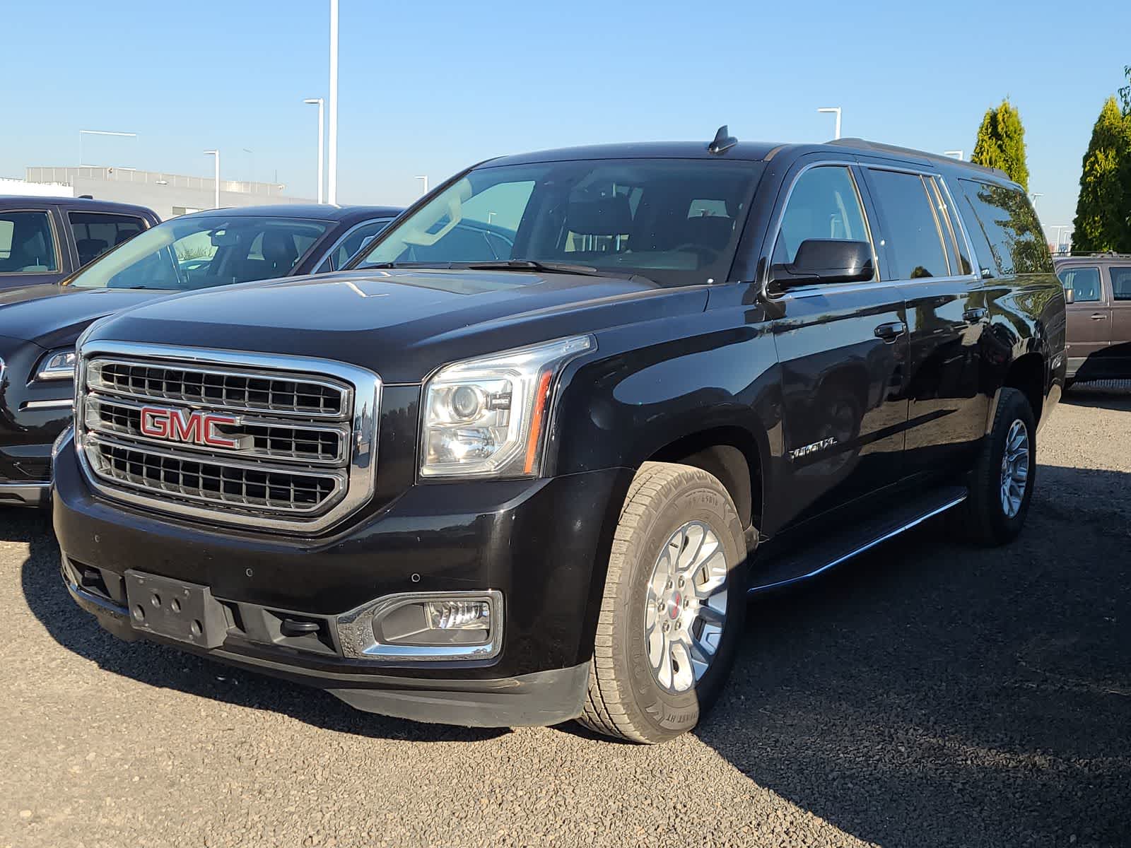 2020 GMC Yukon XL SLT -
                Medford, OR