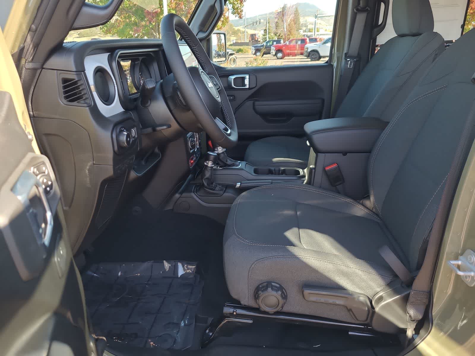 Thumbnail: 2026 Jeep Wrangler - 19