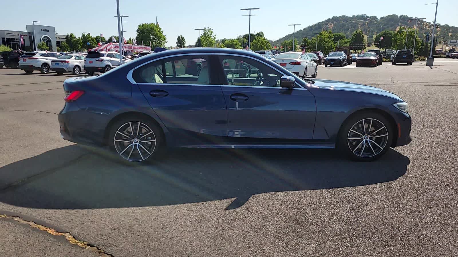2021 BMW 3 Series 330i 9