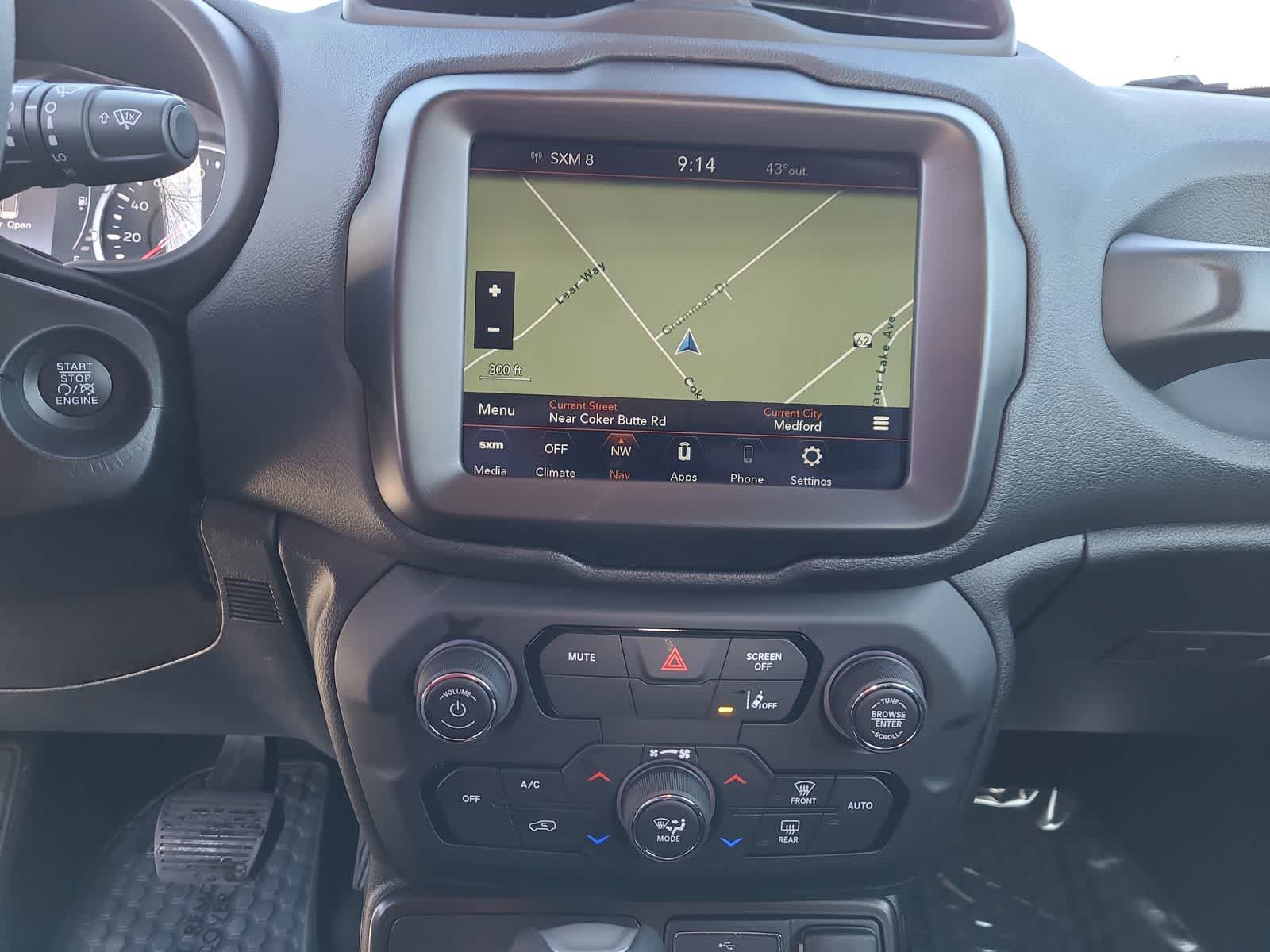 Thumbnail: 2022 Jeep Renegade - 24