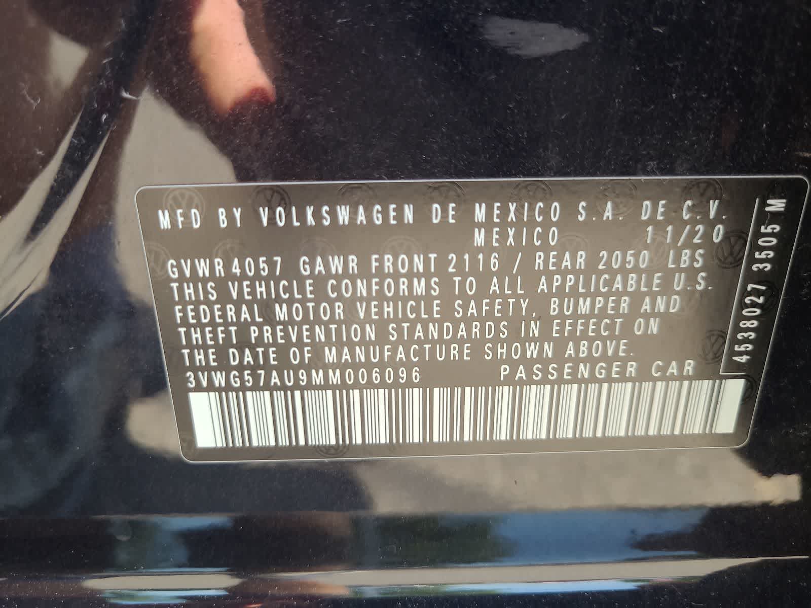 2021 Volkswagen Golf S 29