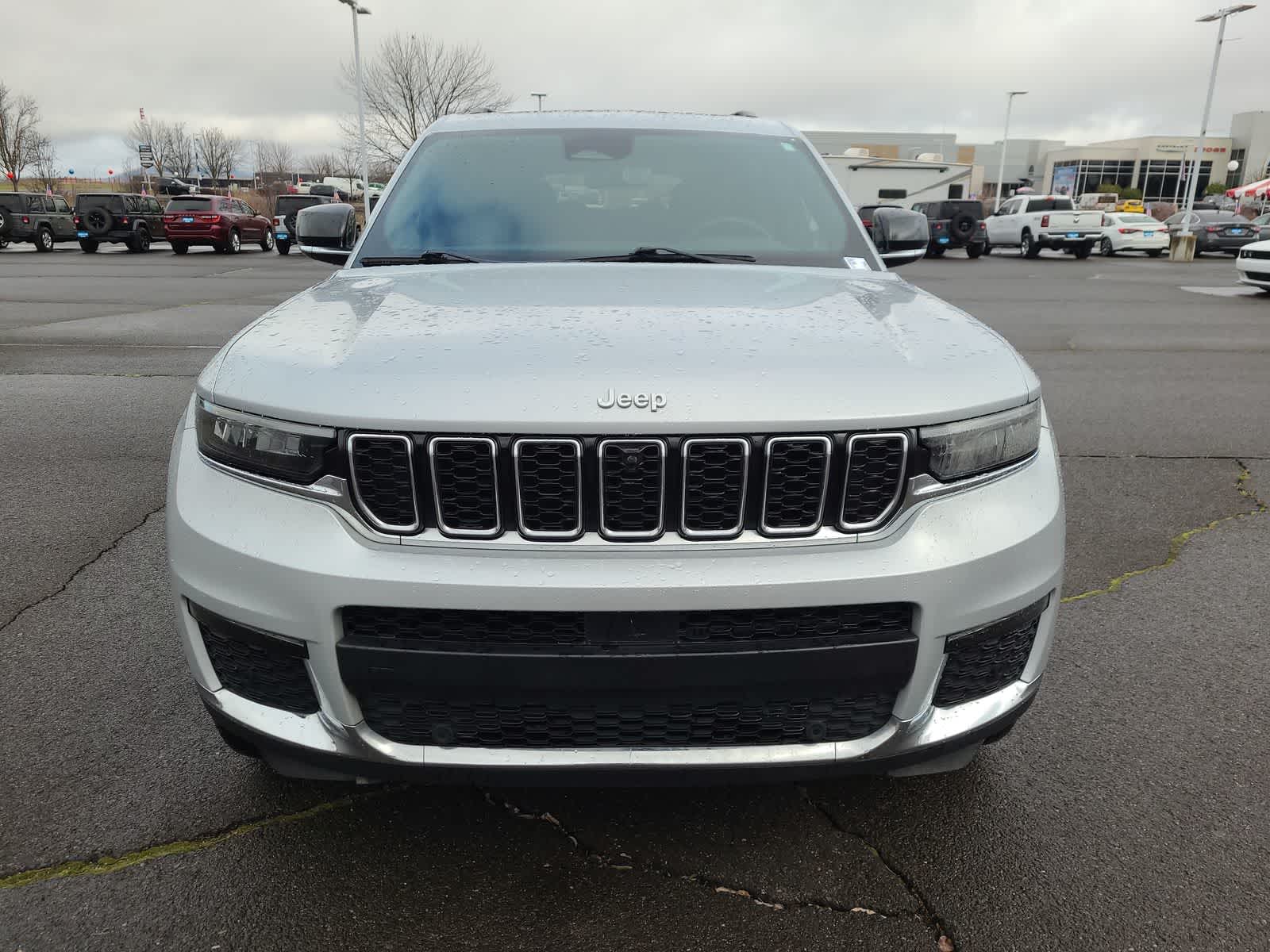 Thumbnail: 2024 Jeep Grand Cherokee L - 14