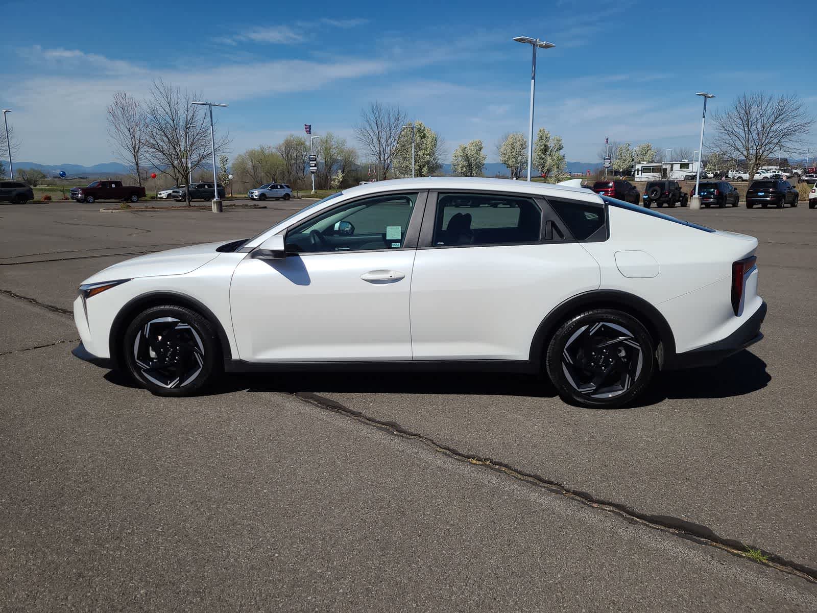 Thumbnail: 2025 Kia K4 - 11